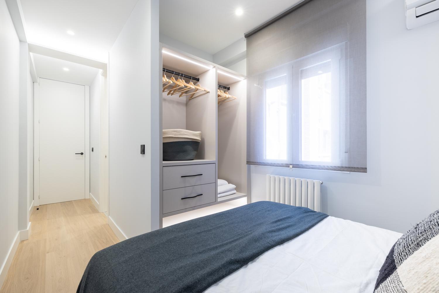 Apartment Gran Via I Calle De Silva 2br 2bh Madrid