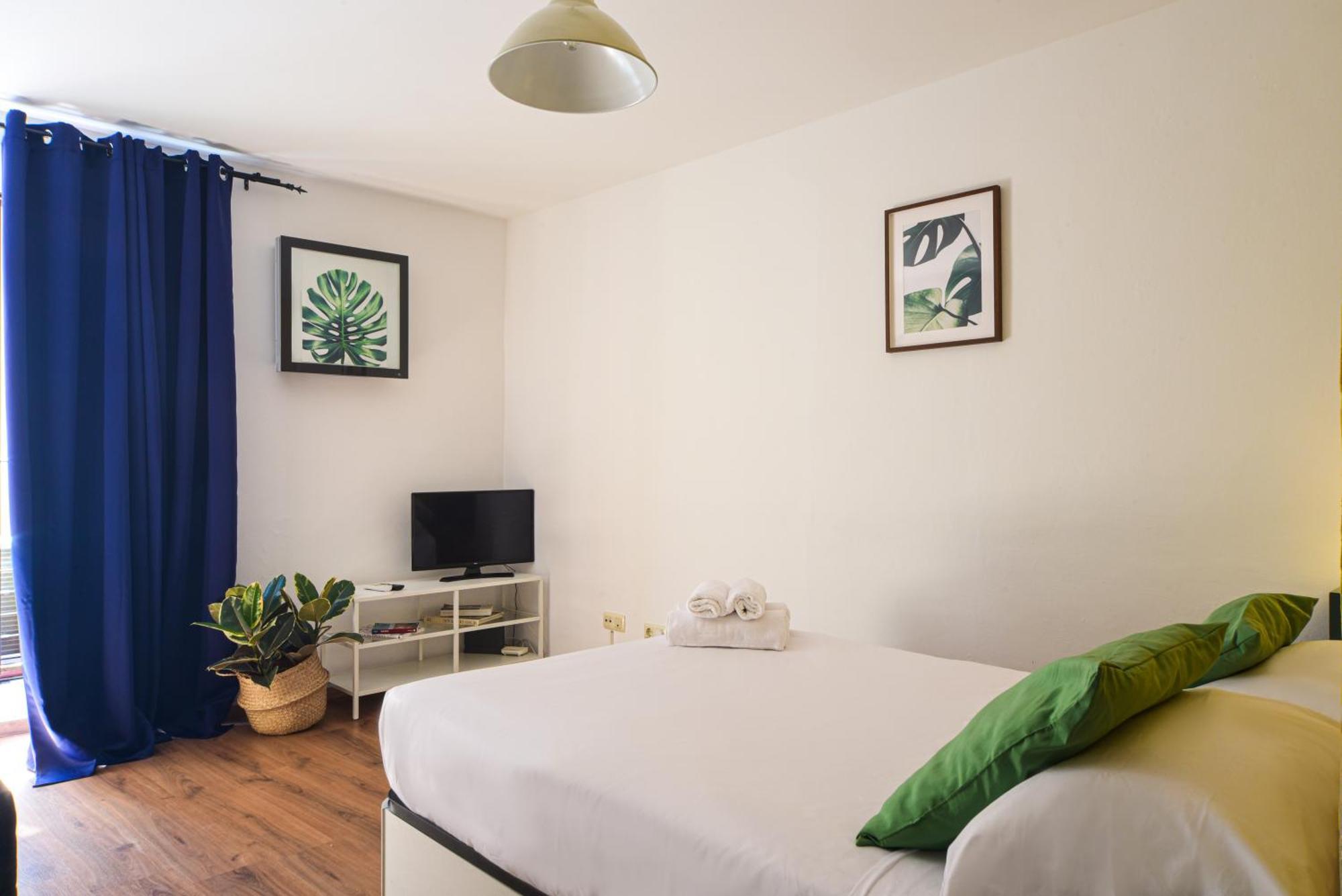 El Prado Historic Center Apartment *
