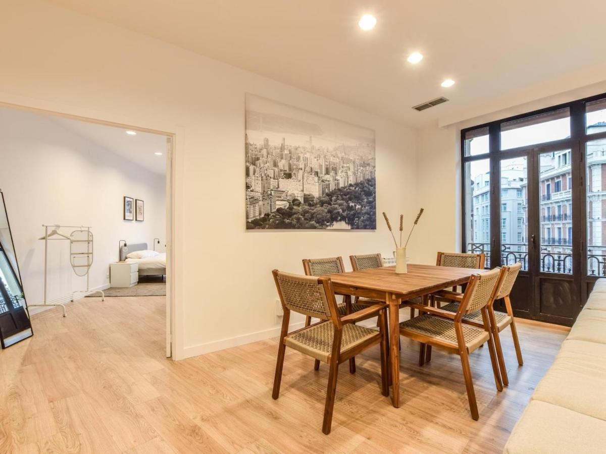 Apartamento En Plaza De Canalejas * Madrid