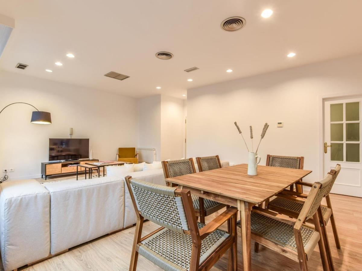 Apartamento En Plaza De Canalejas Apartamento *
