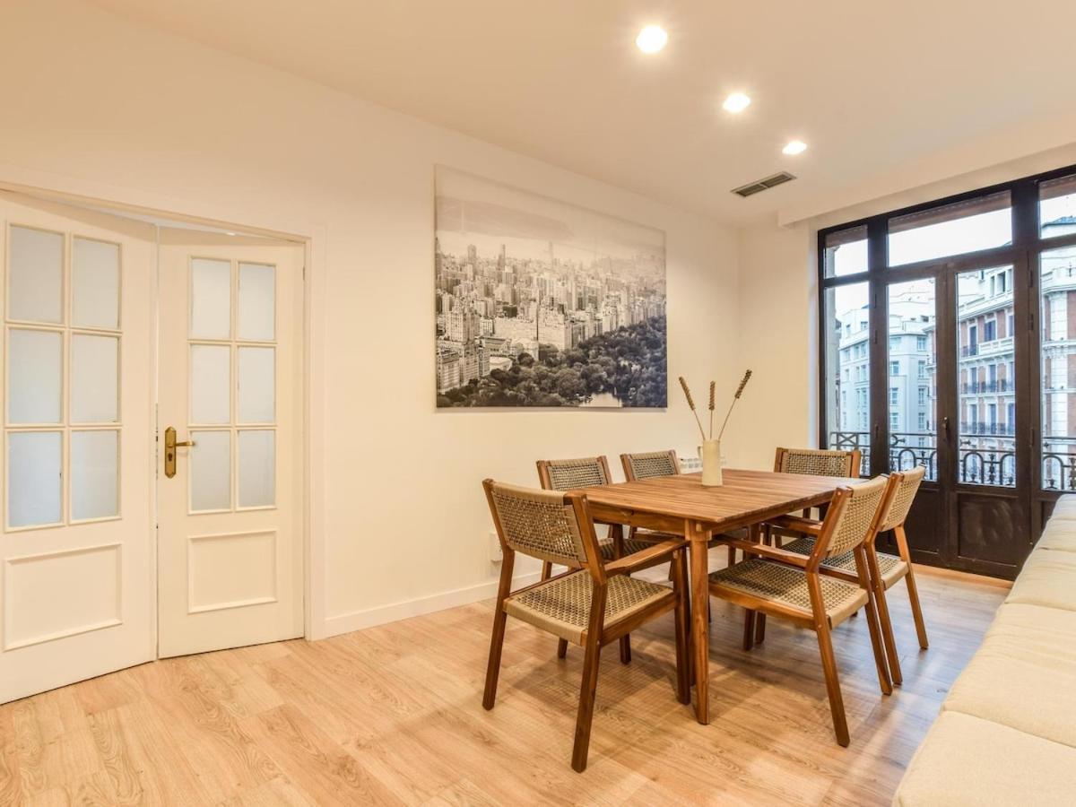 Apartamento En Plaza De Canalejas Apartamento Madrid