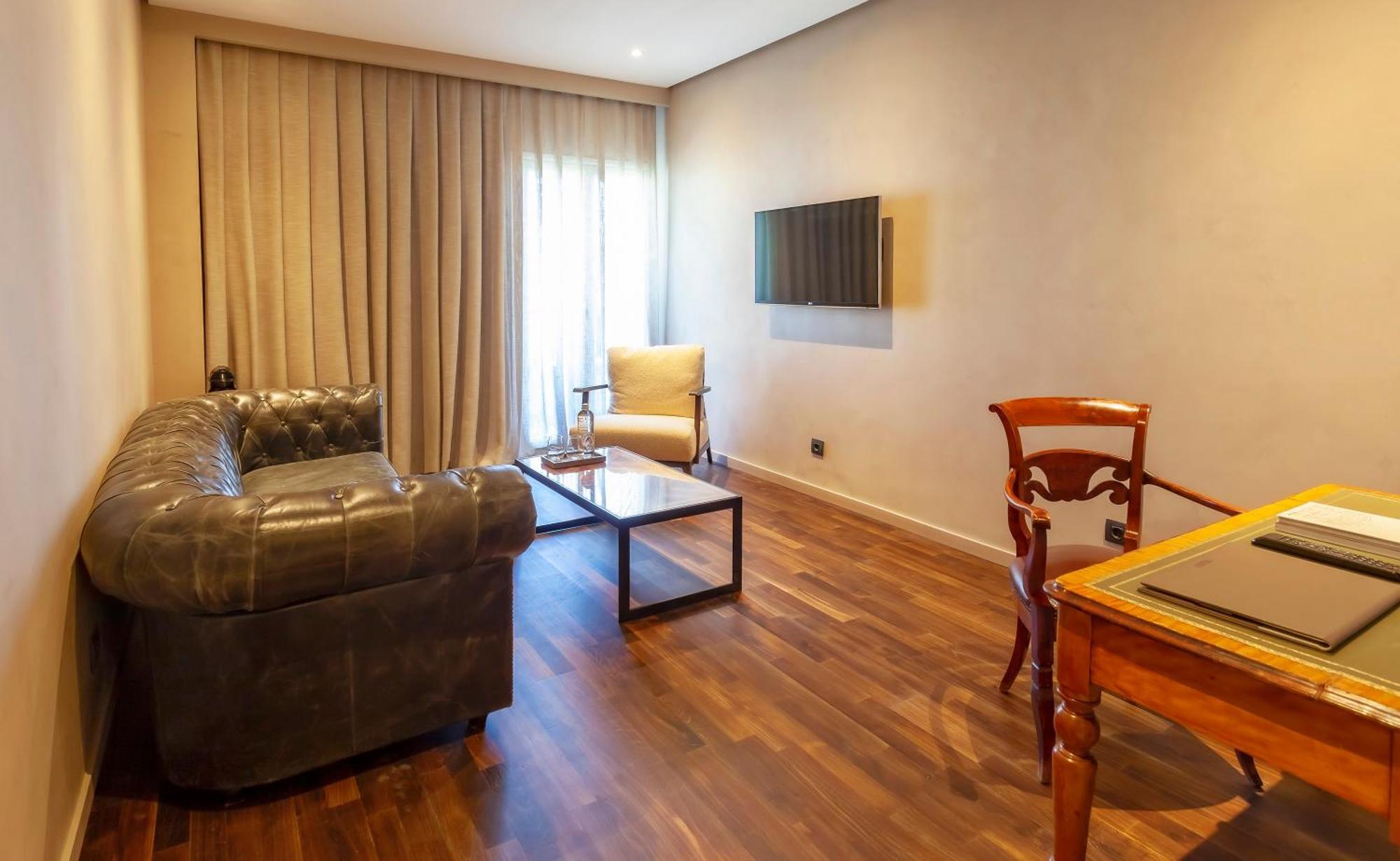 Real, A Member Of Preferred & Hotel 5*