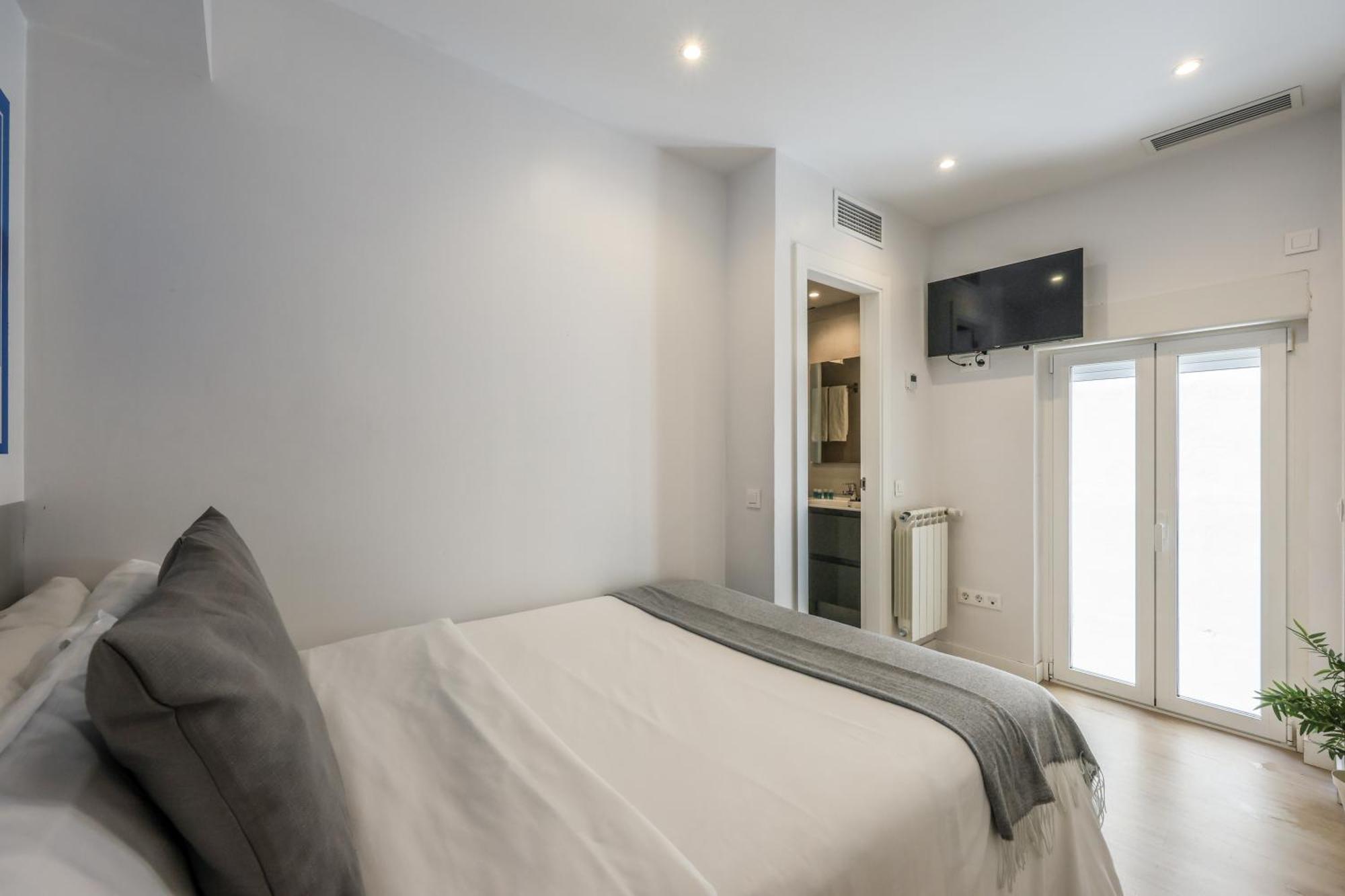 Gasthof Amazinn Places Blasco De Garay 102 Madrid