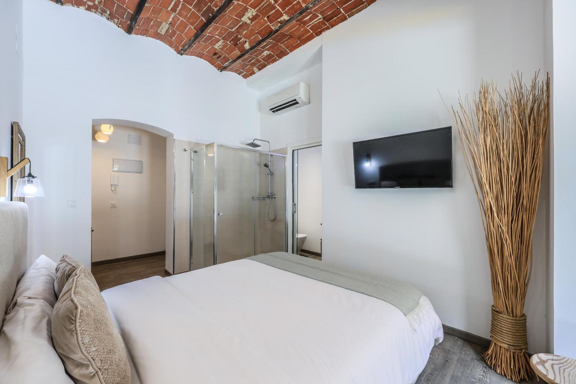Puerta Del Sol Economico Apartment Madrid