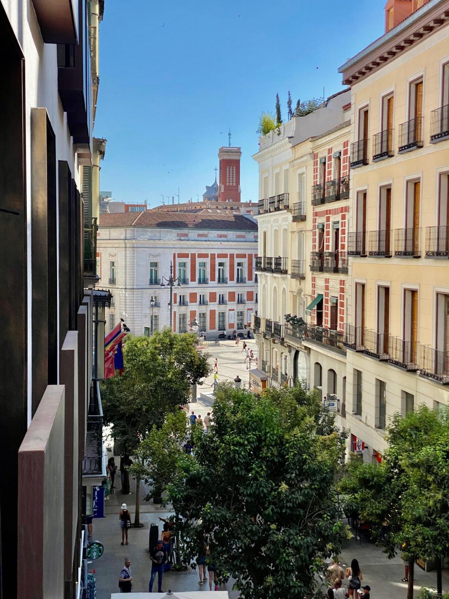 Charming Puerta Del Sol Center Apartment *