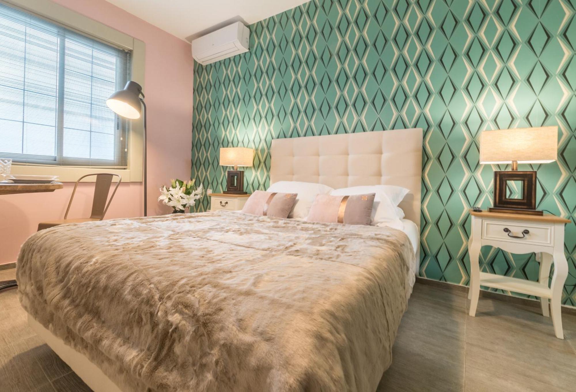 Santa Ana Boutique En Madri