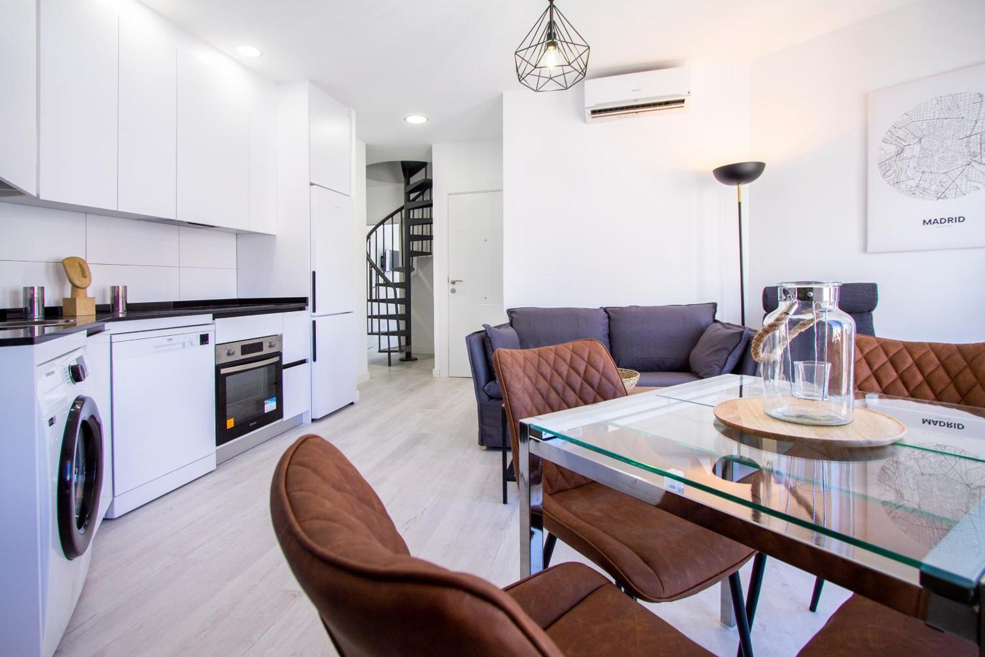 Cuatro Caminos Apartment *