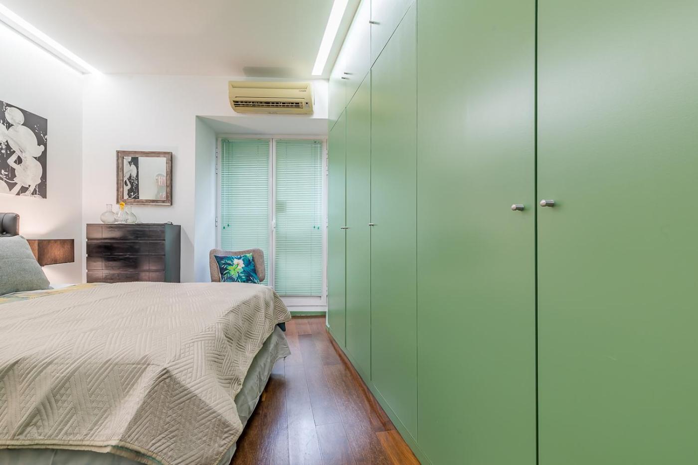 Gallery Apartment Madrid