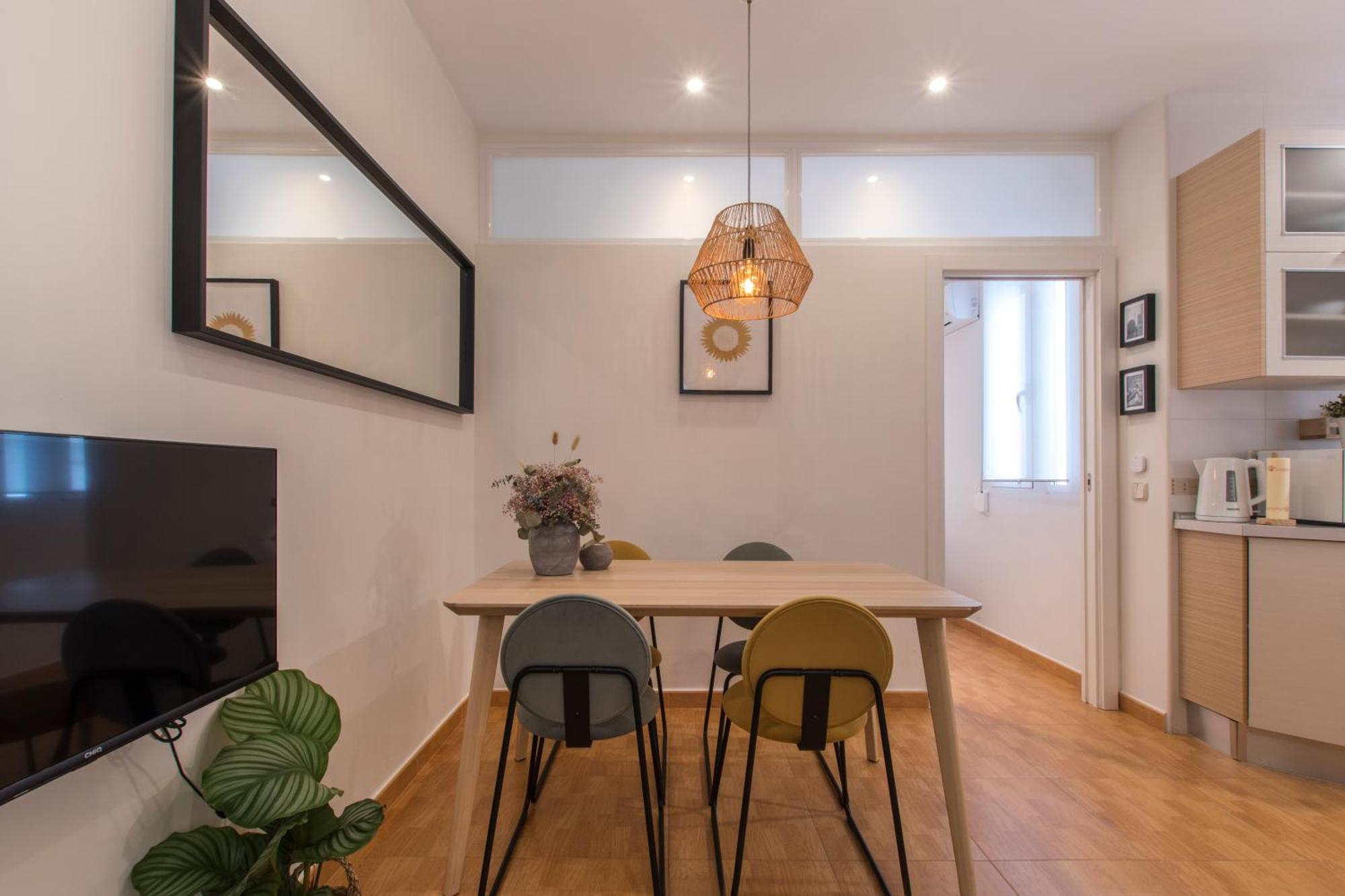 Fee4me. Elegant Flat A Few Minutes From Atocha.
