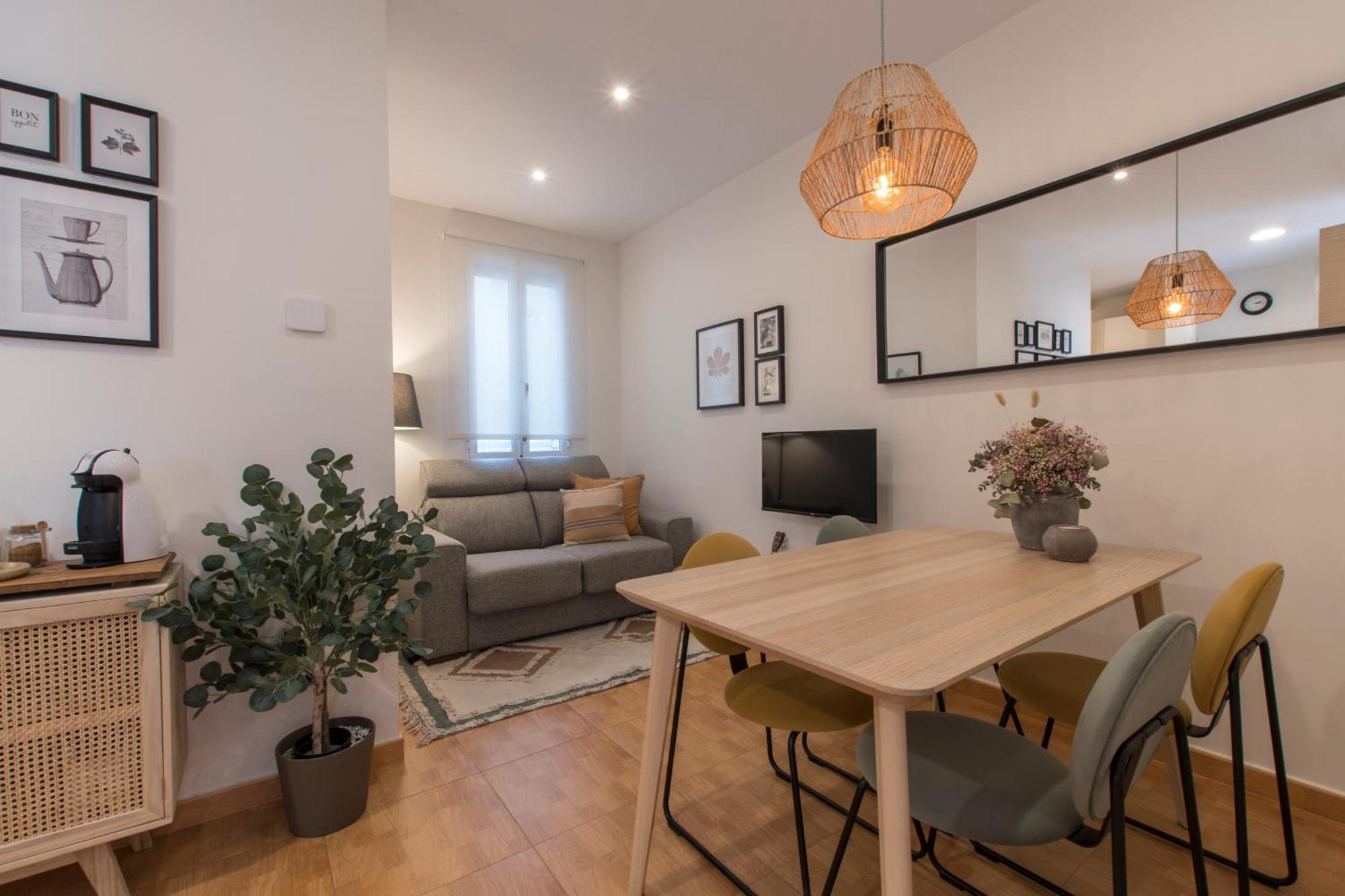 Lejlighed Fee4me. Elegant Flat A Few Minutes From Atocha. Madrid