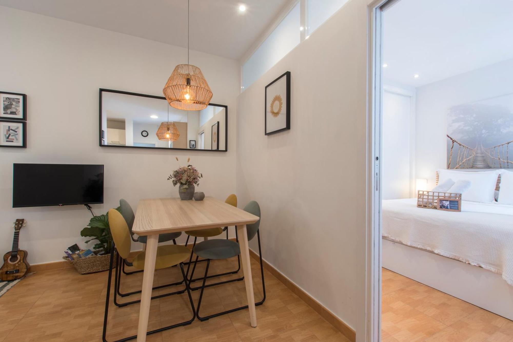 Fee4me. Elegant Flat A Few Minutes From Atocha. Lejlighed *