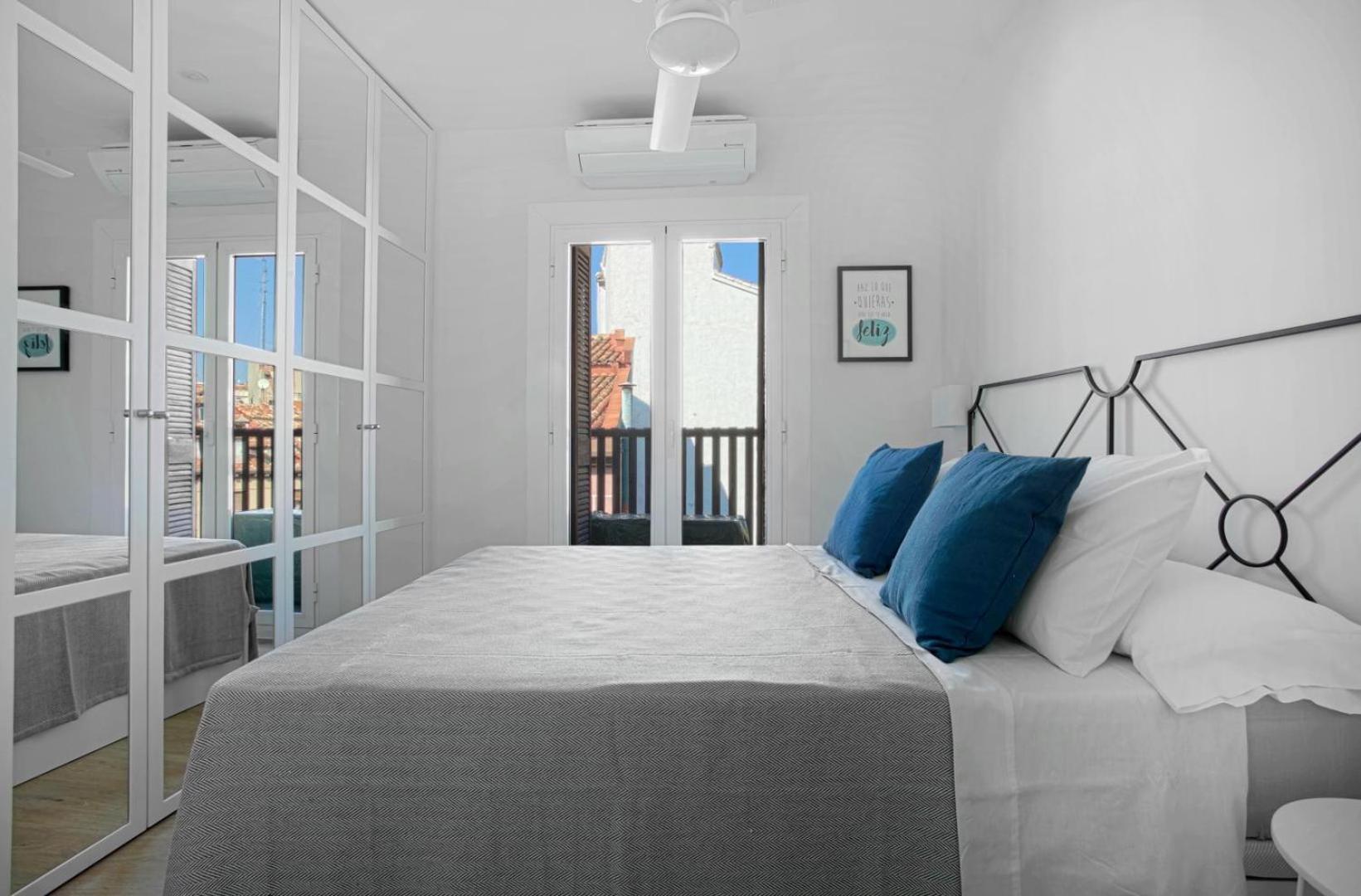 Apartment Genteel Cava Baja Madrid