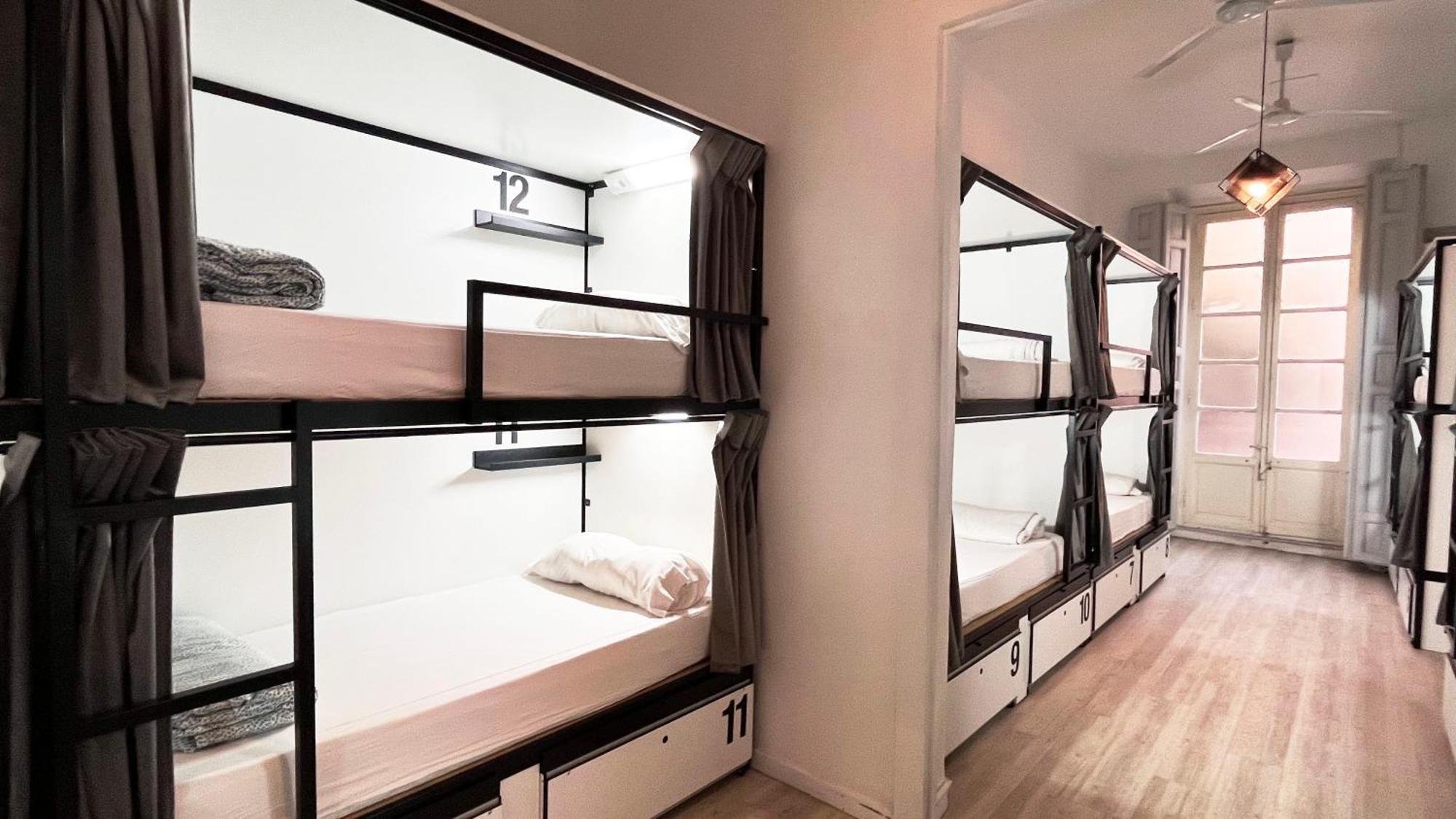 Way Hostal *