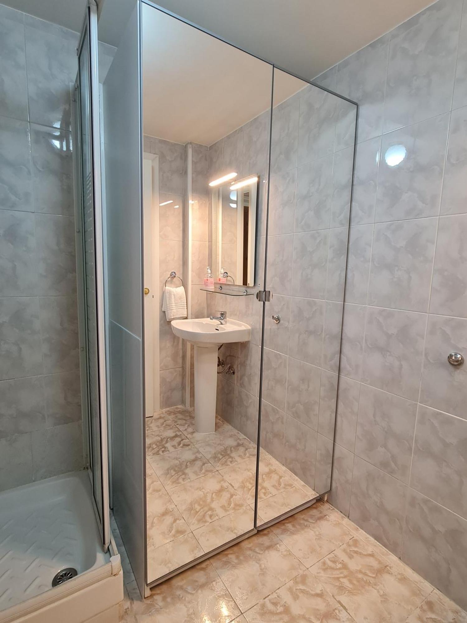 Plaza Mostenses En Plaza Espana Apartment Madrid