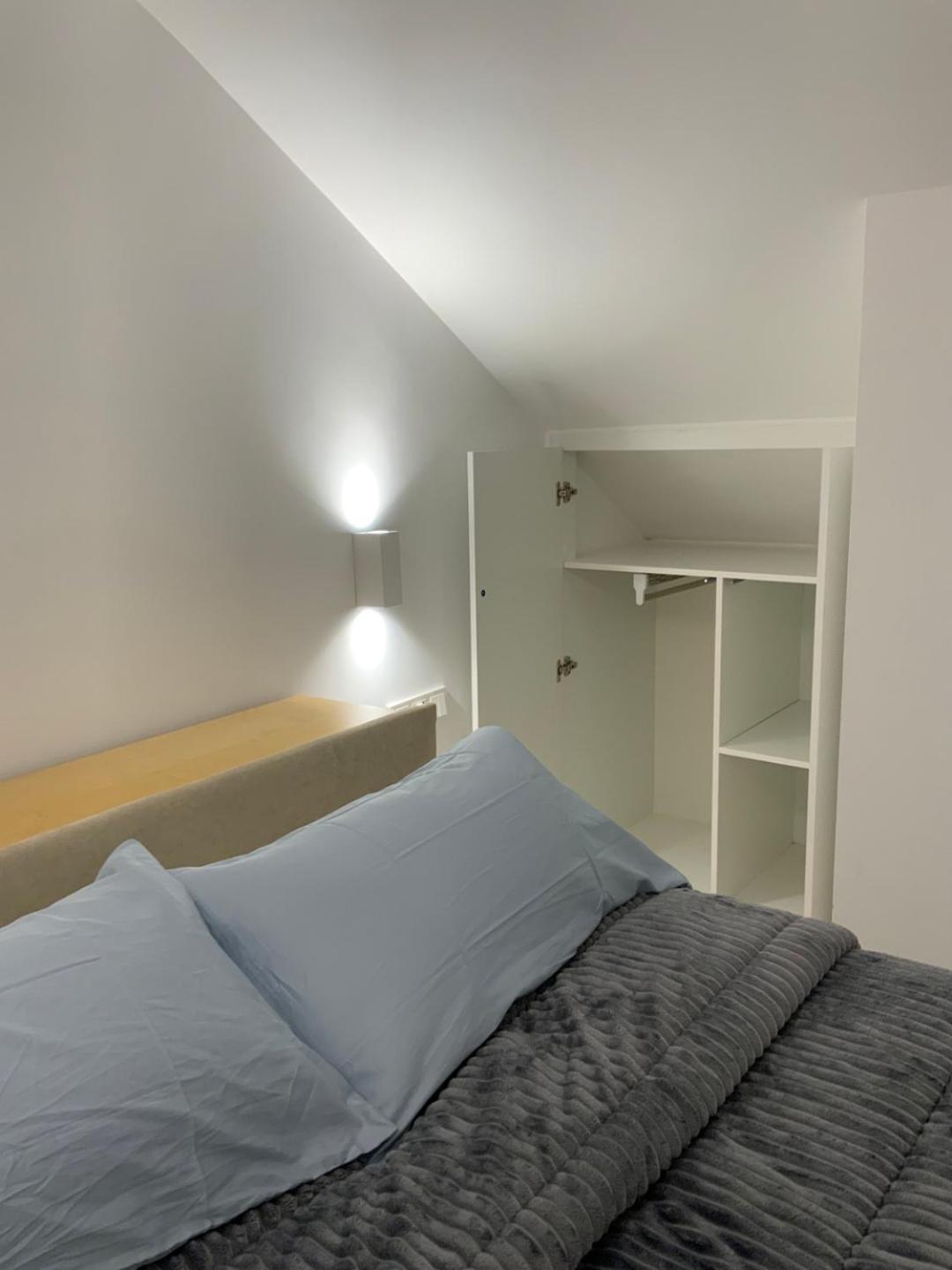 Apartment Loft Con 2 Recamaras Y 2 Banos Madrid