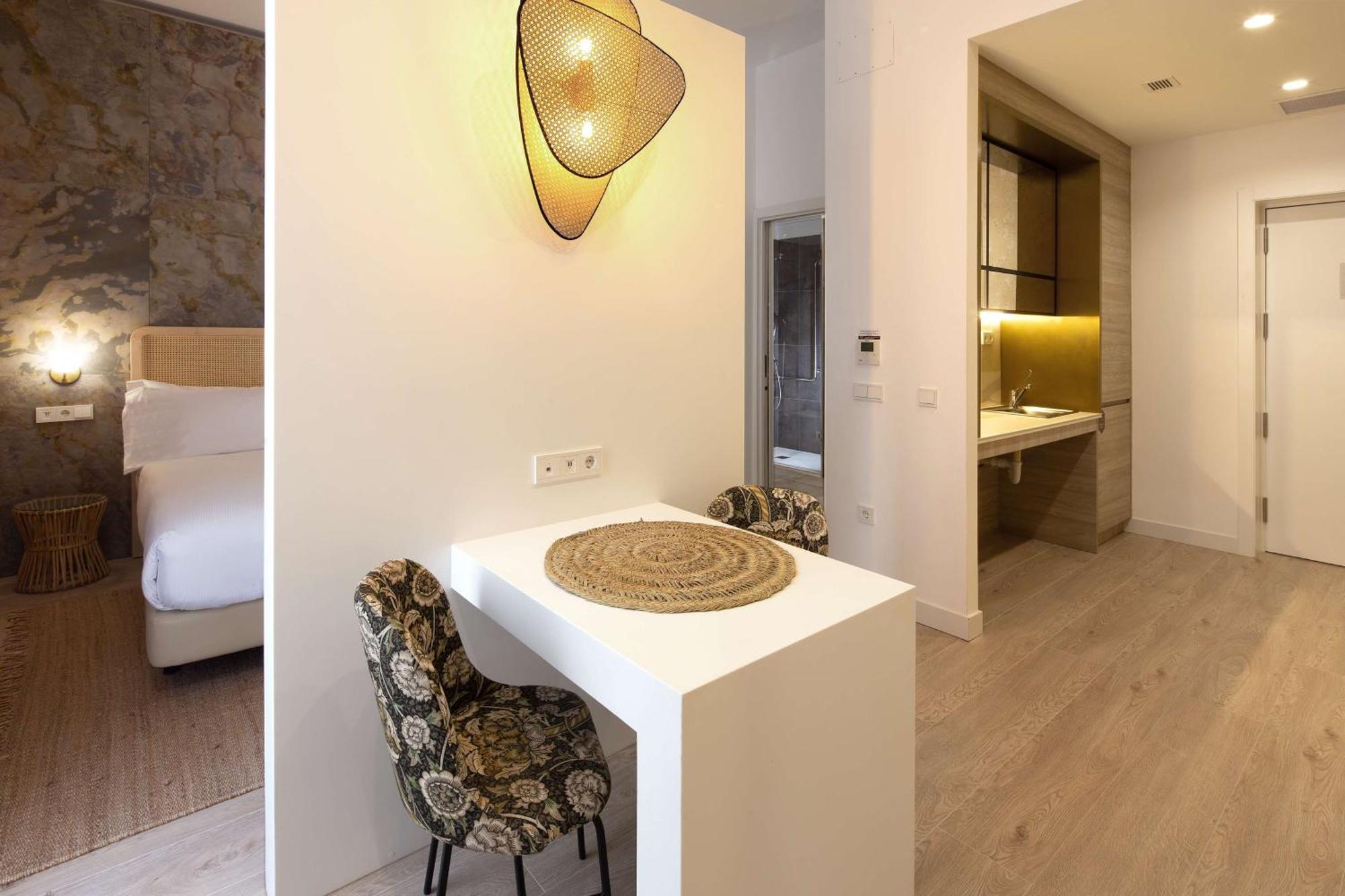 Atocha Madrid, Tapestry Collection By Hilton 4*