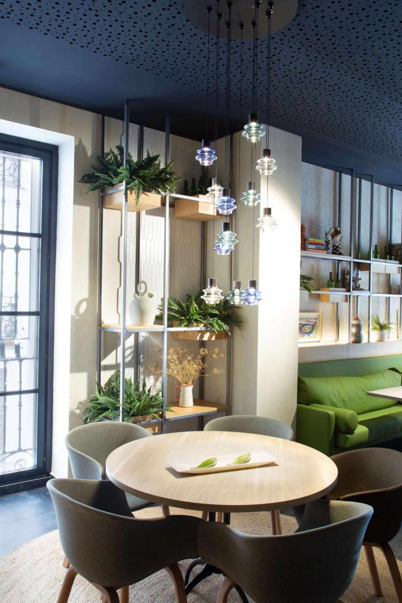 Hotel Atocha Madrid, Tapestry Collection By Hilton Madrid