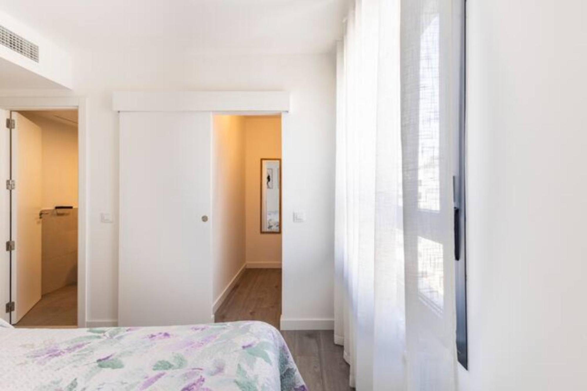 Piso Climatizado Y Parking Lejlighed Madrid