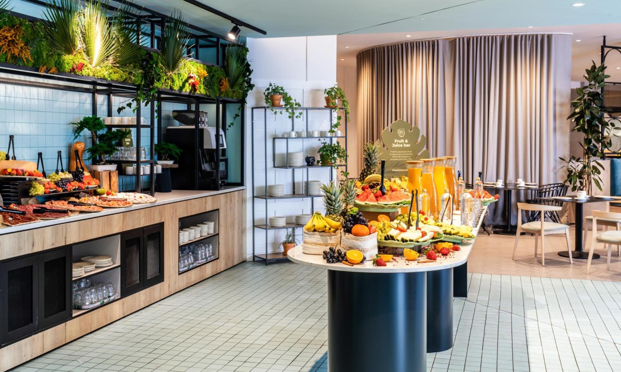 Novotel Campo De Naciones Hotel 4*