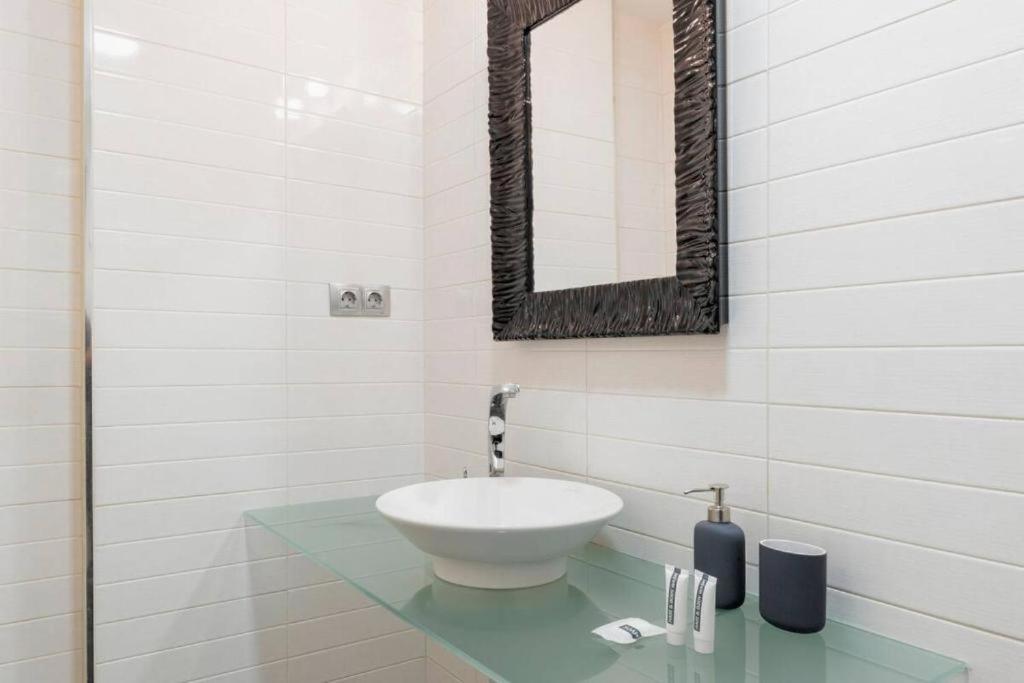 Minty - Montera Apartment *