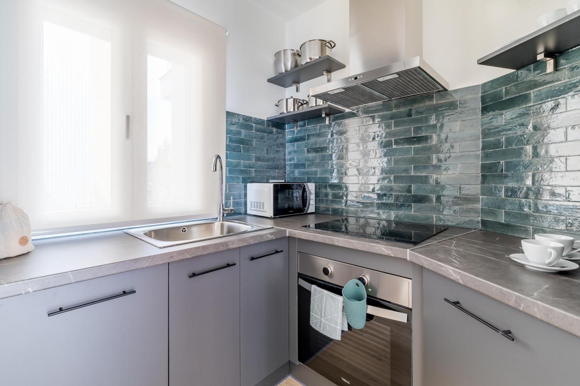 Caterina Plaza Castilla Apartment