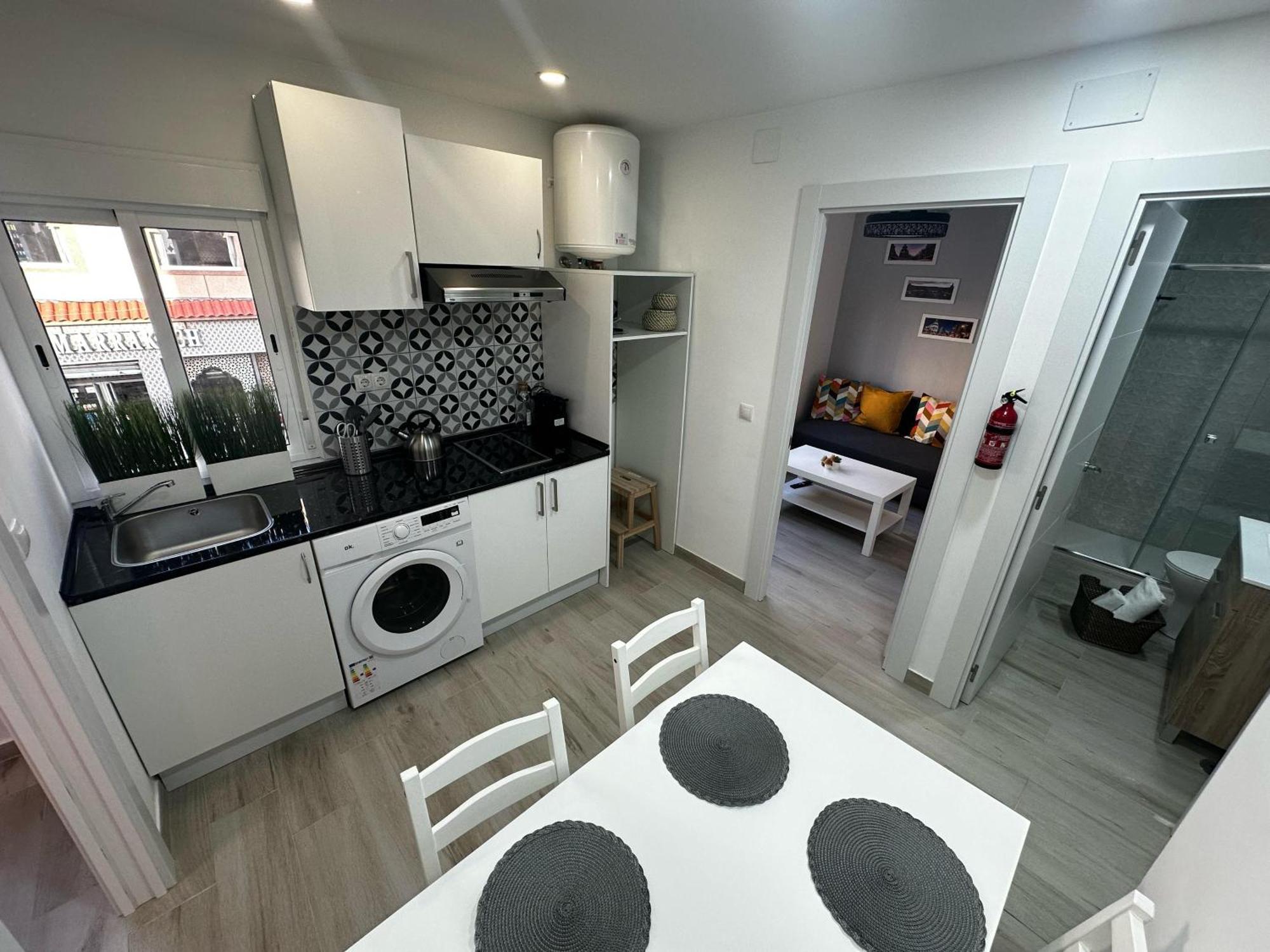 Apartment Market Martinez De La Riva Iv