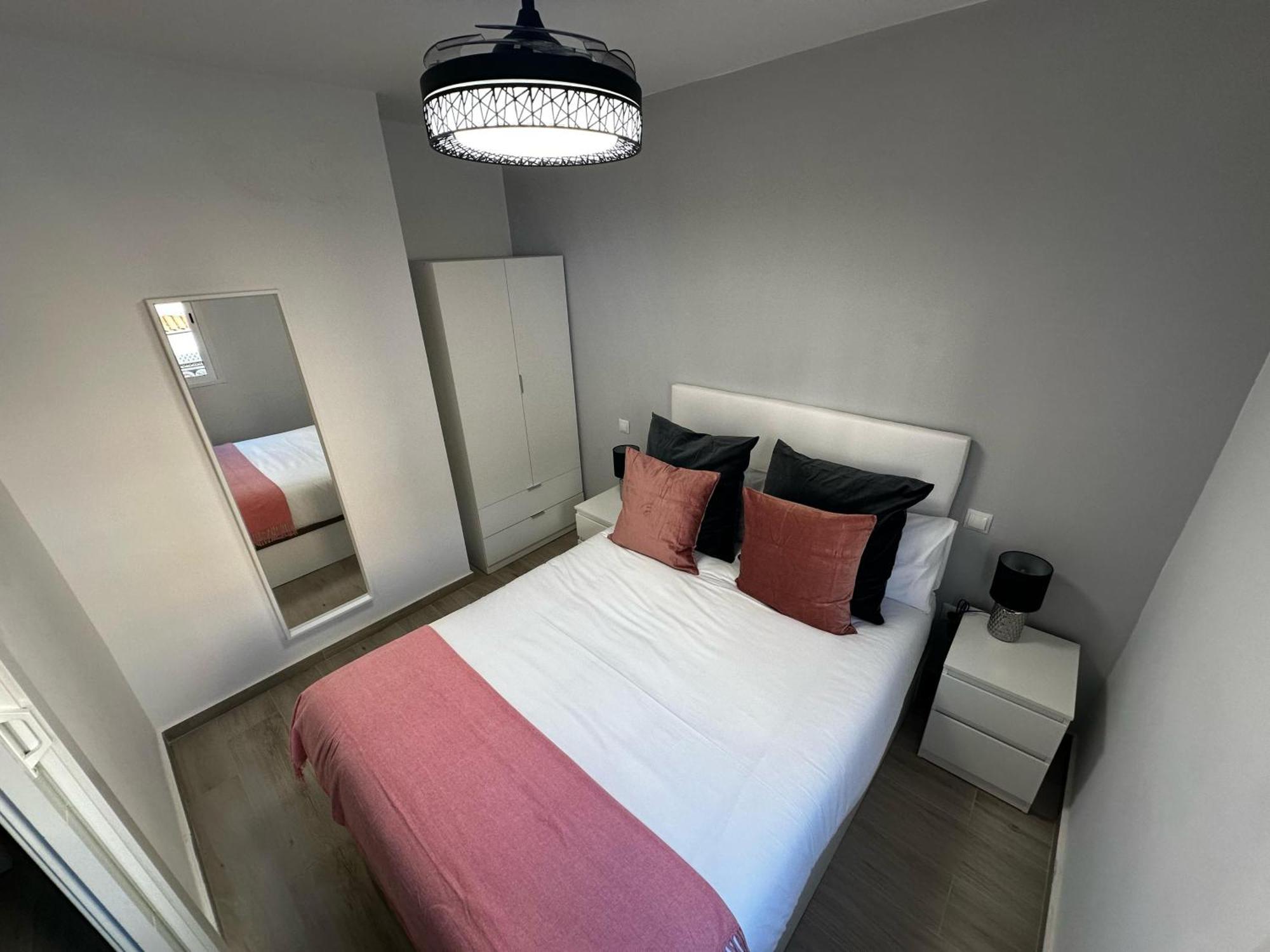 Market Martinez De La Riva Iv Apartment