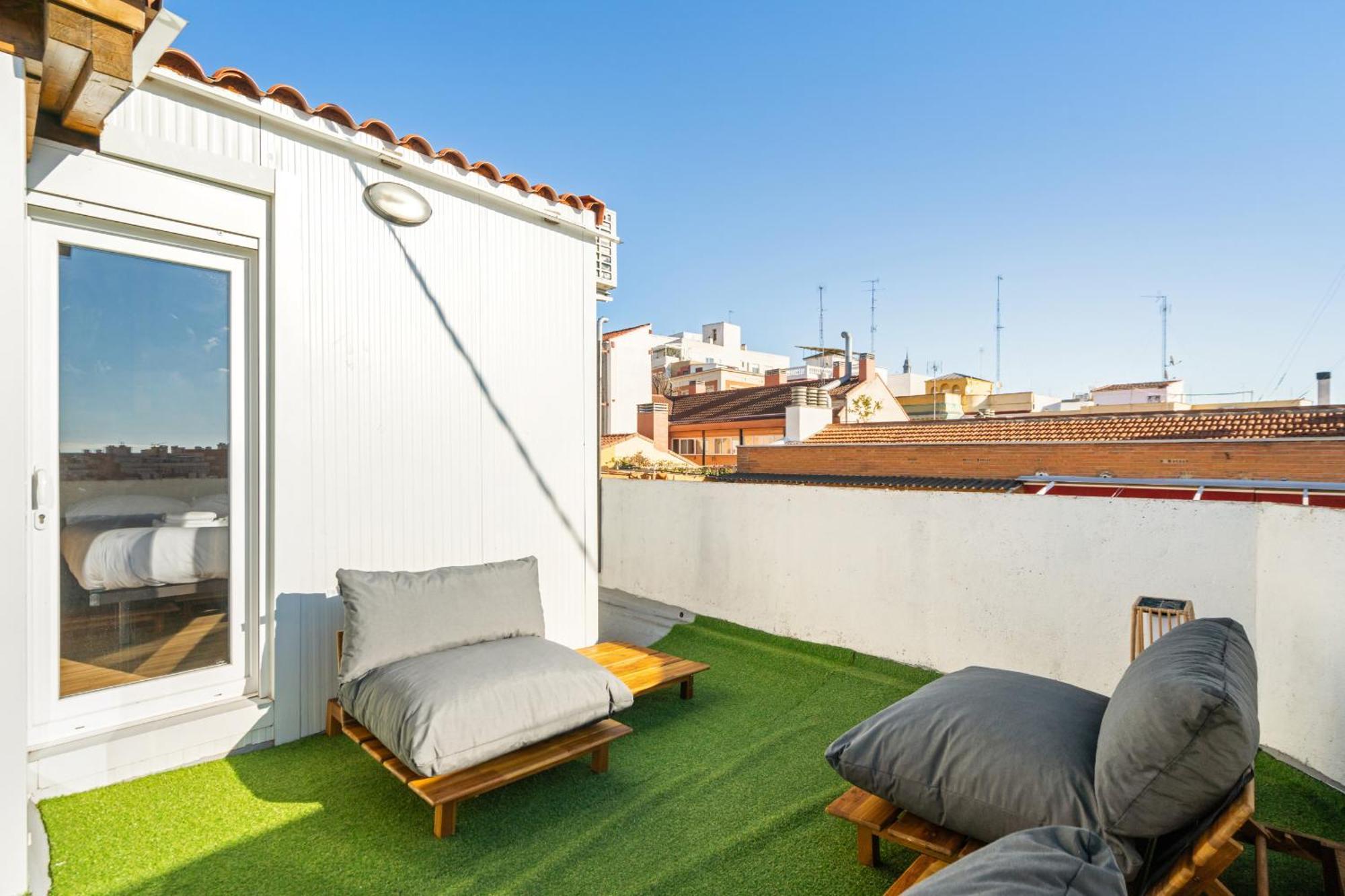 Apartment Atico Con Terraza En Lavapies *
