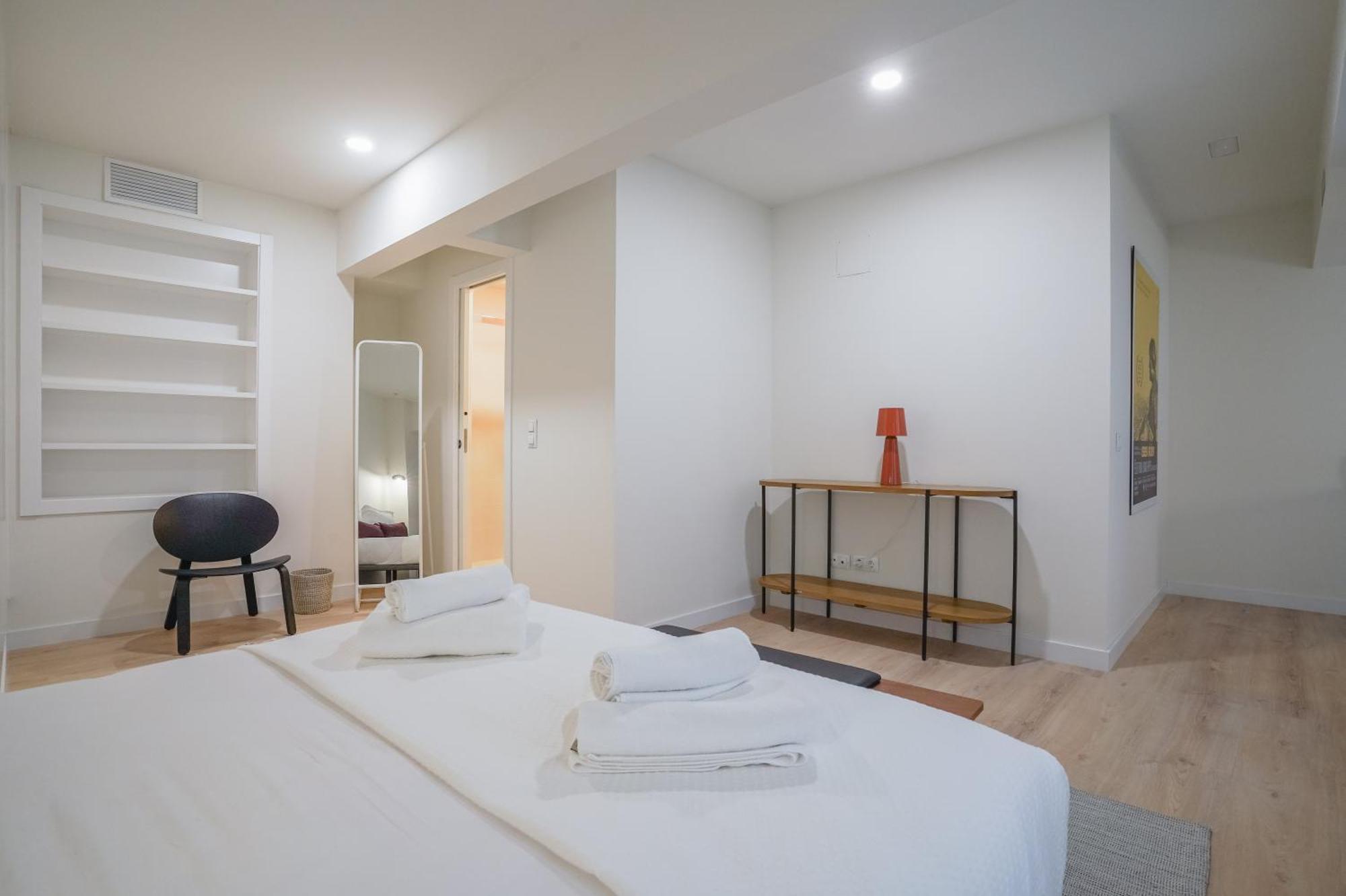 Modern Duplex-2bedrooms 2bathrooms-ventas Madrid