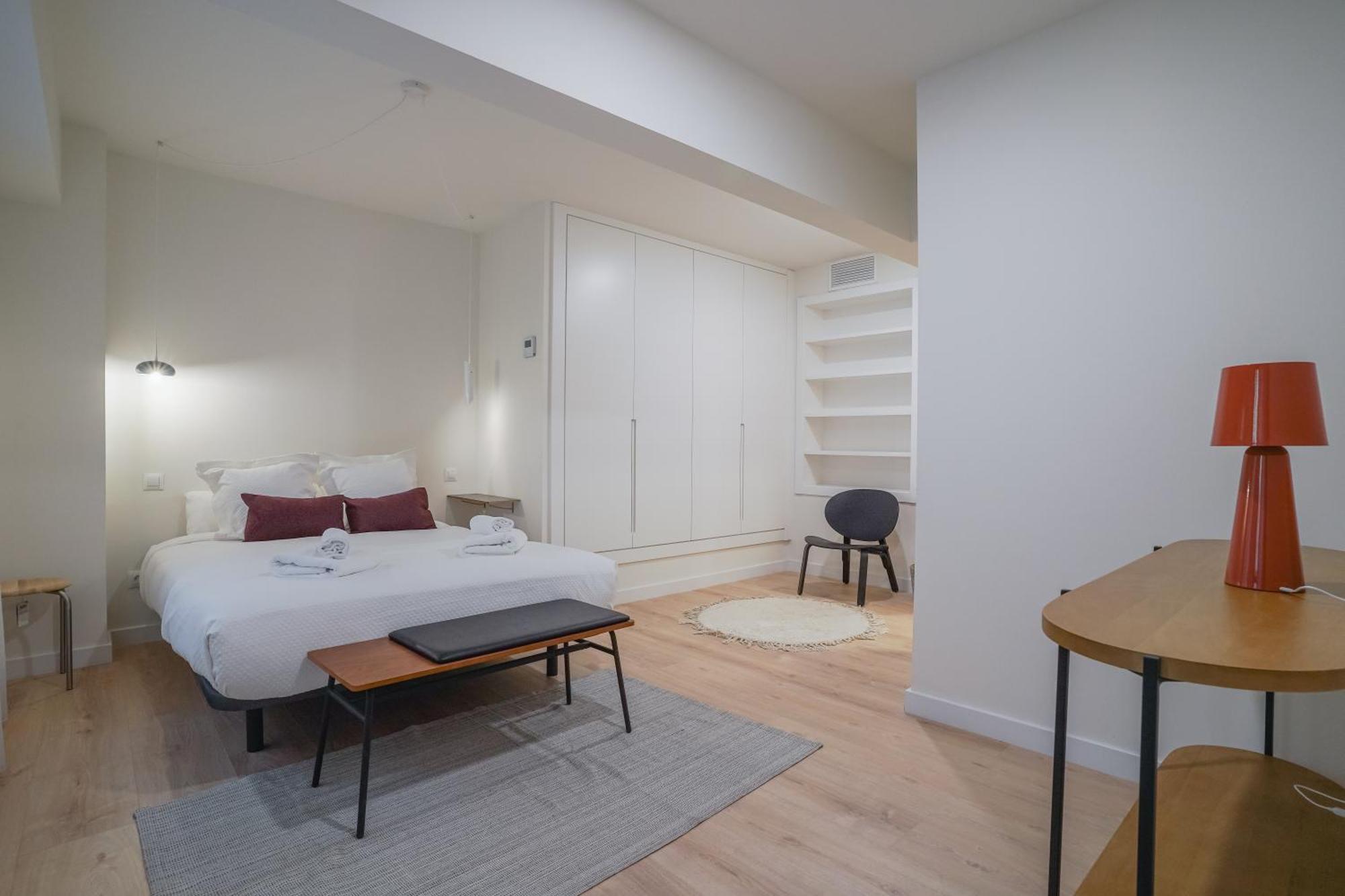 Modern Duplex-2bedrooms 2bathrooms-ventas Apartment Madrid