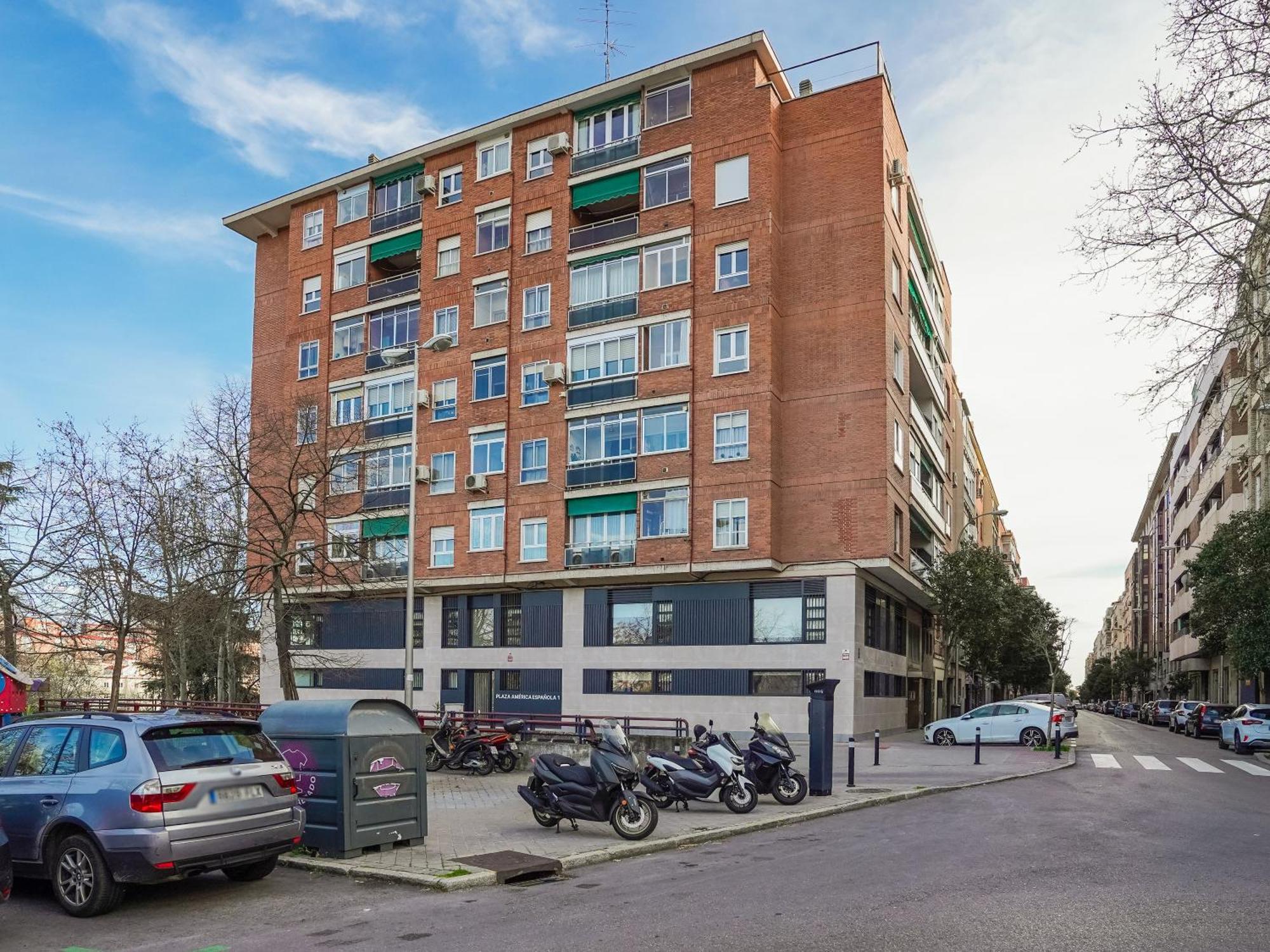 Modern Duplex-2bedrooms 2bathrooms-ventas * Madrid