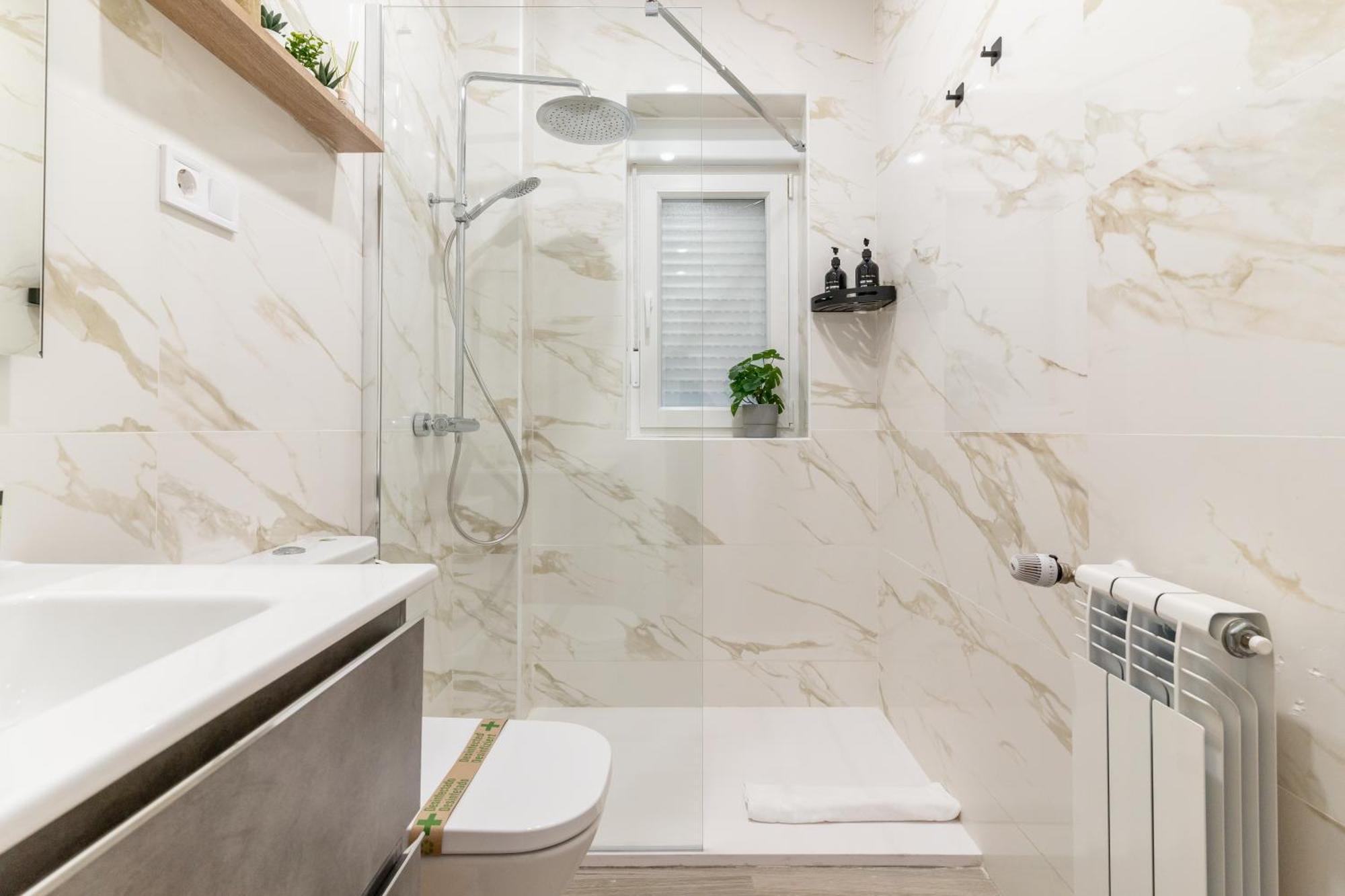 Modern With Terrace-2 Bedrooms 2 Bathrooms-tetuan