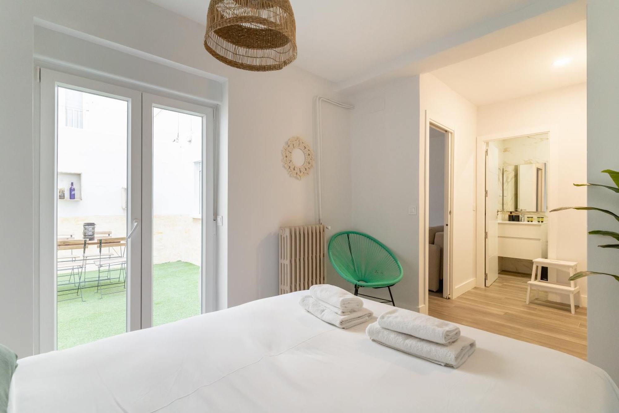 Modern With Terrace-2 Bedrooms 2 Bathrooms-tetuan * Madrid