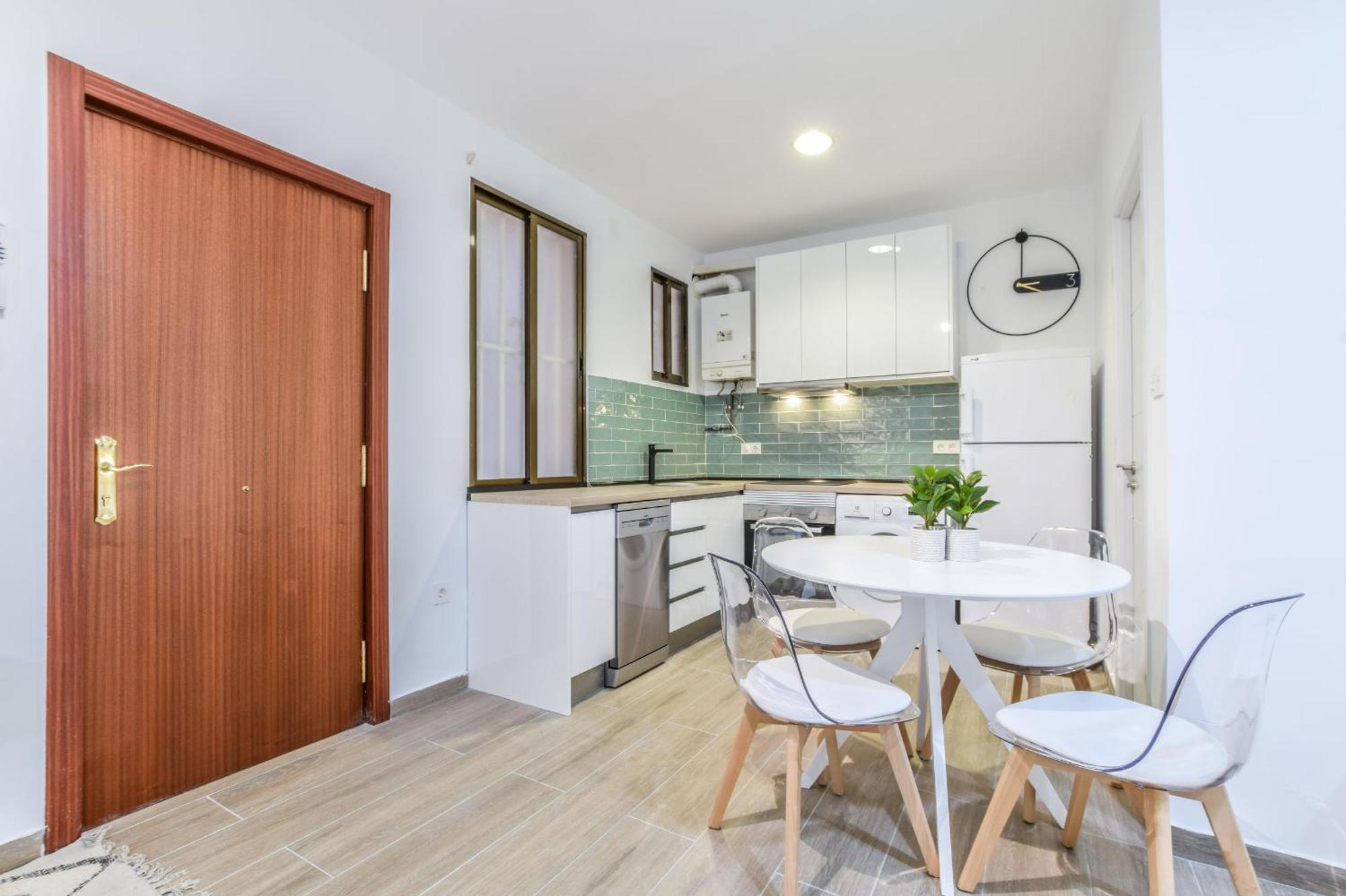 Apartamento Reformado En El Barrio De Las Letras