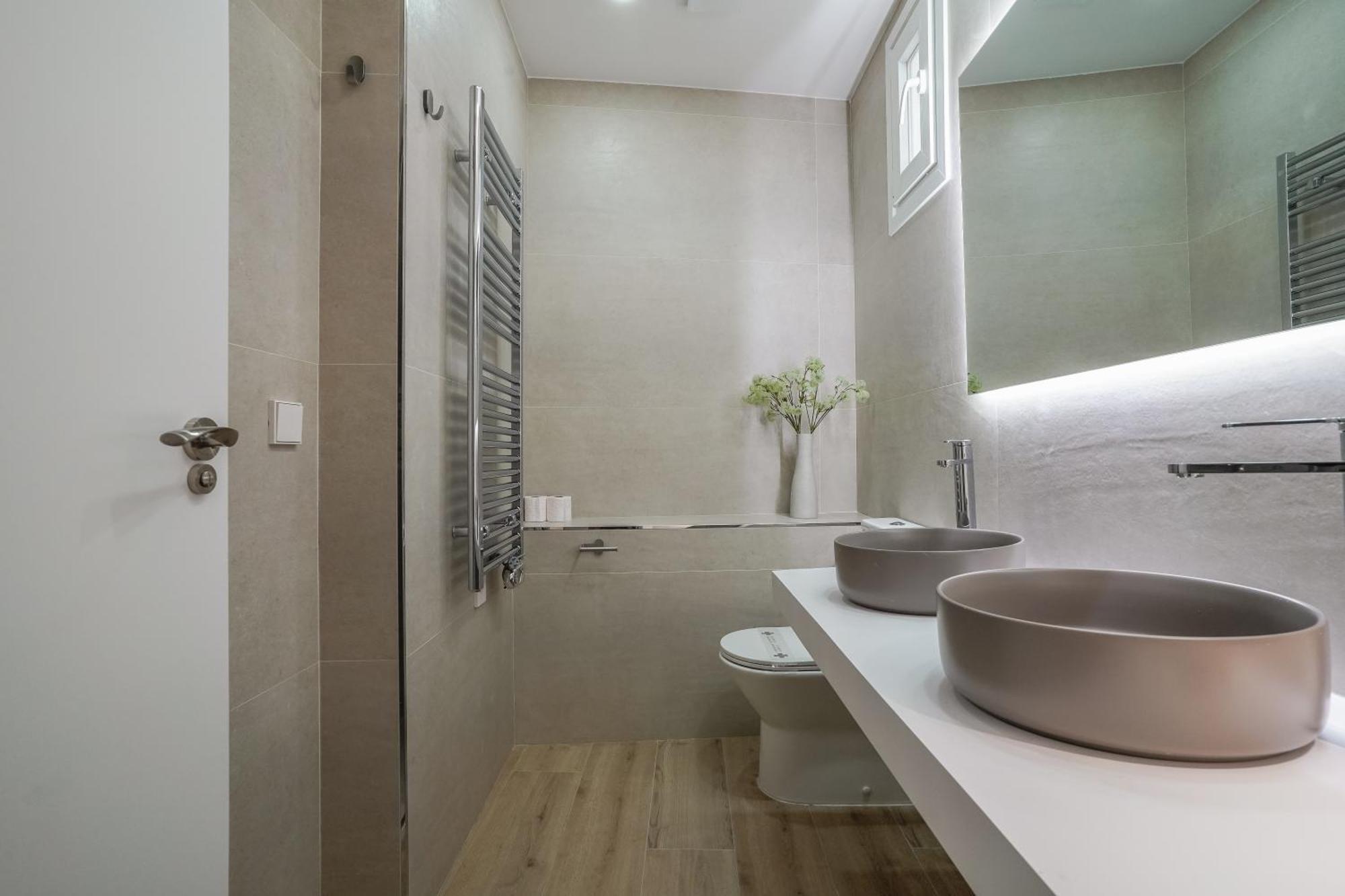 Apartamento Modern Duplex-3bedrooms 3bathrooms-lavapies Madrid
