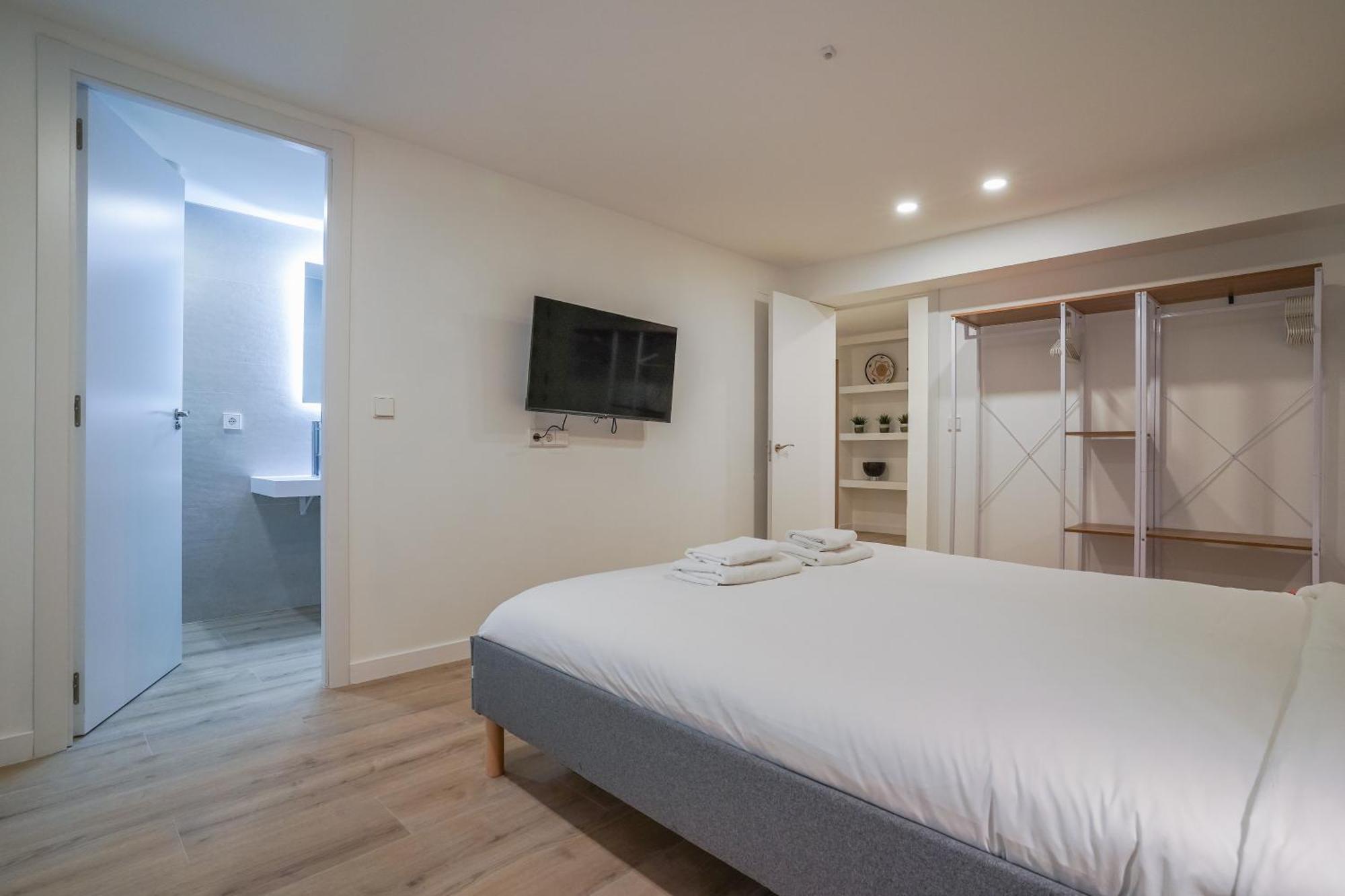 Apartamento Modern Duplex-3bedrooms 3bathrooms-lavapies *