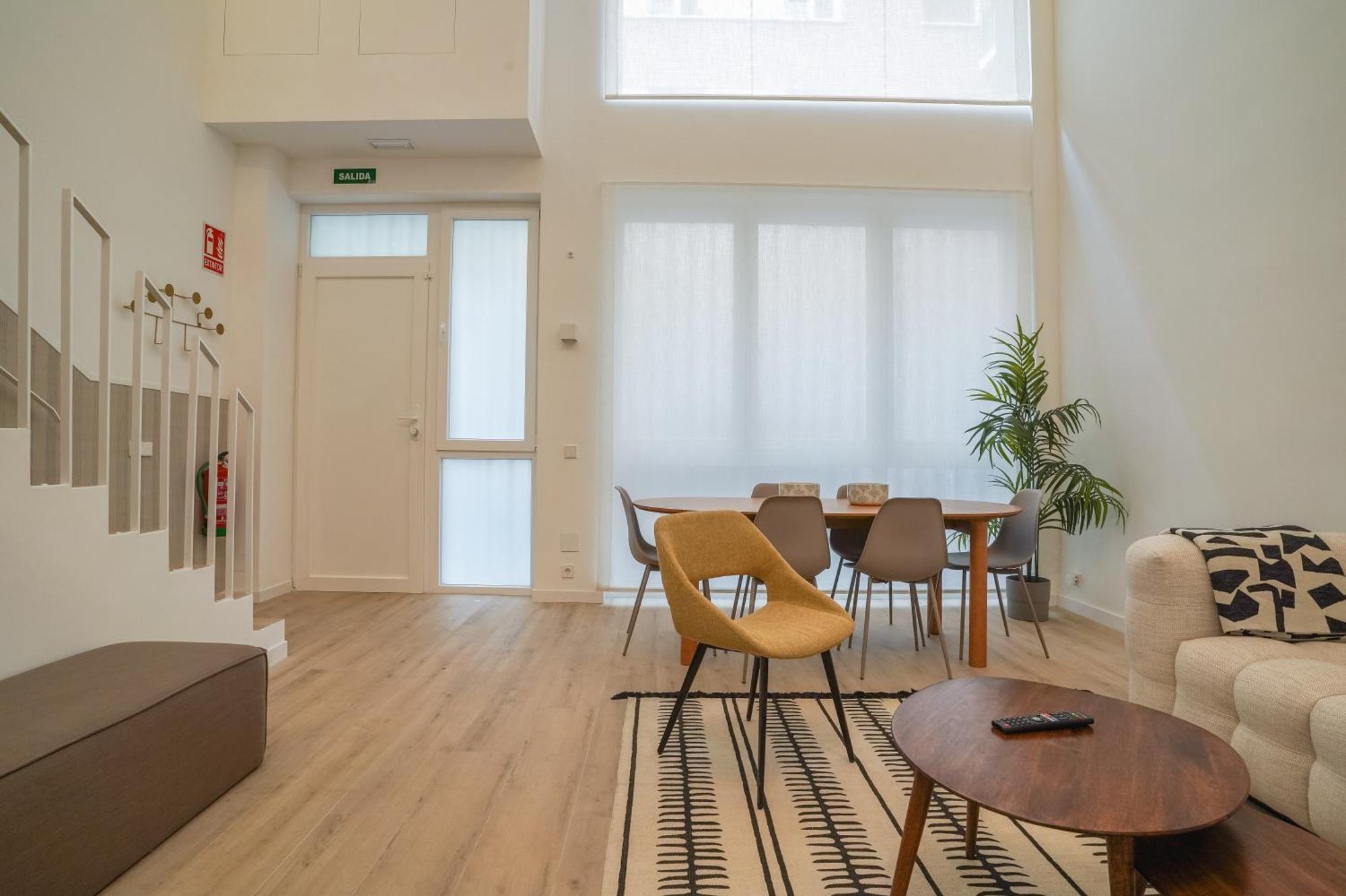 Apartamento Modern Duplex-3bedrooms 3bathrooms-lavapies *