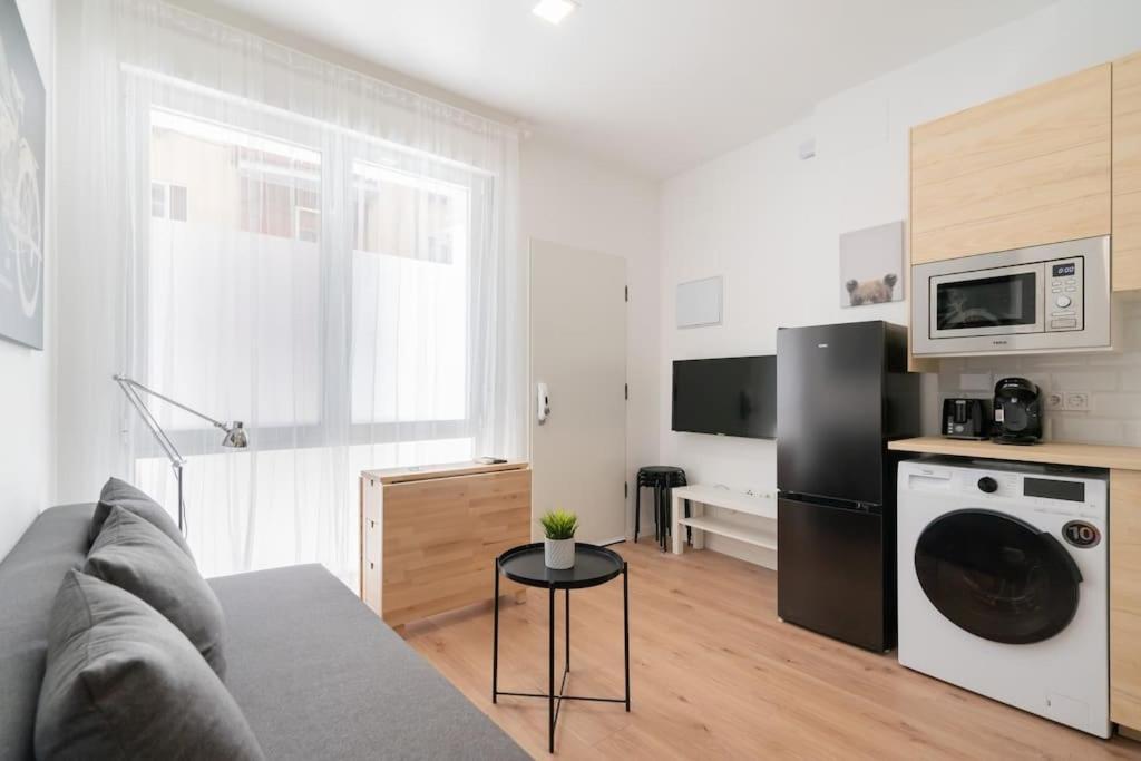 Apartment Beautiful Close To Rio - Bie Madrid