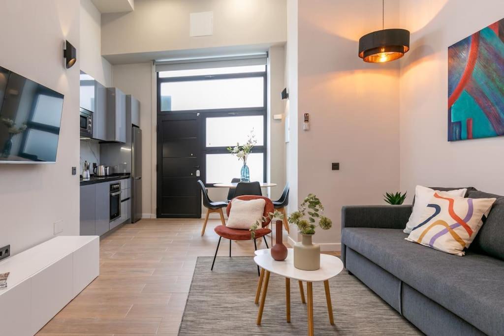 Beautiful Duplex In Front Of Vista Alegre Palace Apartment Madrid