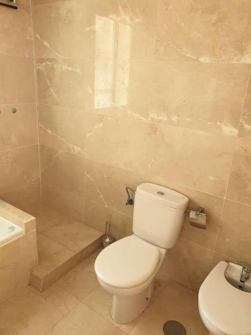 Casa de férias Ifema 5 4 Banos, Parking Free *