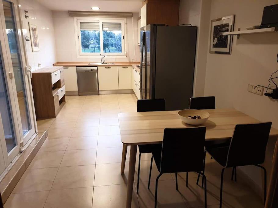Ifema 5 4 Banos, Parking Free Madri
