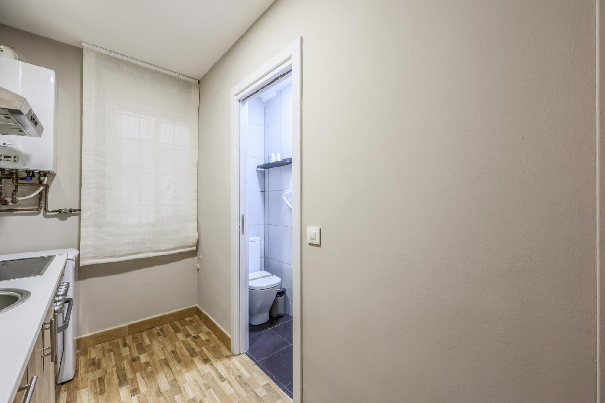 Apartamento Nuevo Funcional En Chamberi Madri