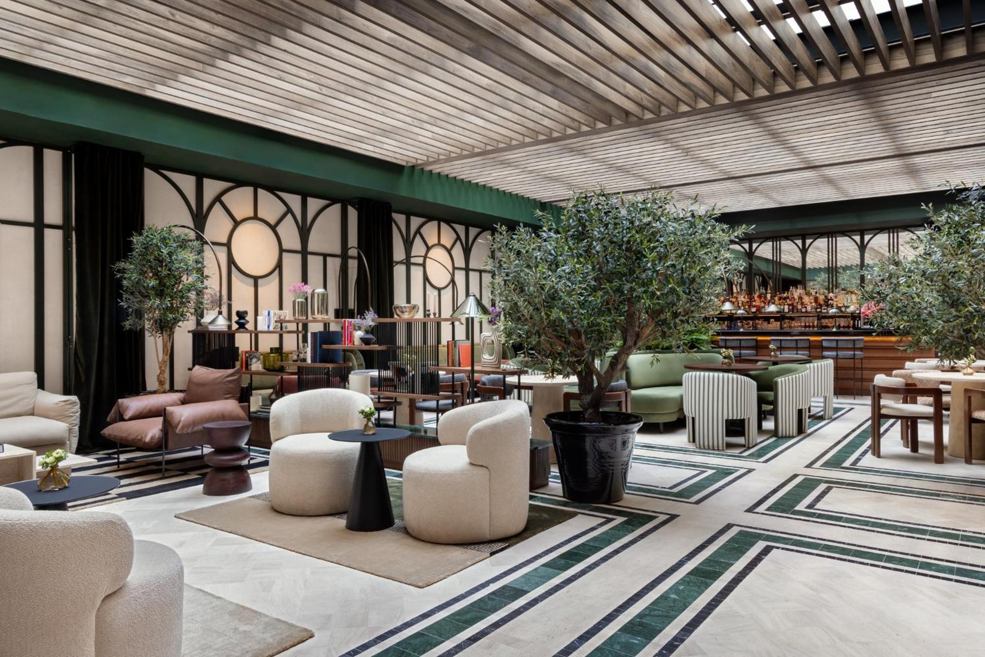 Hotel Totem Madrid, A Small Luxury Of The World