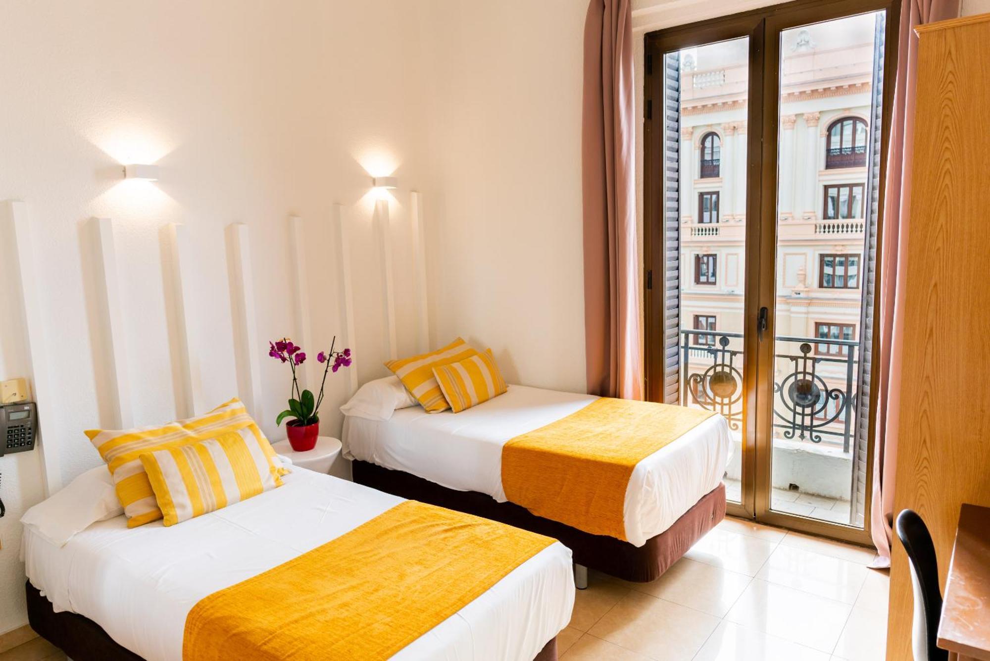 Hostel Josefina-gran Via *