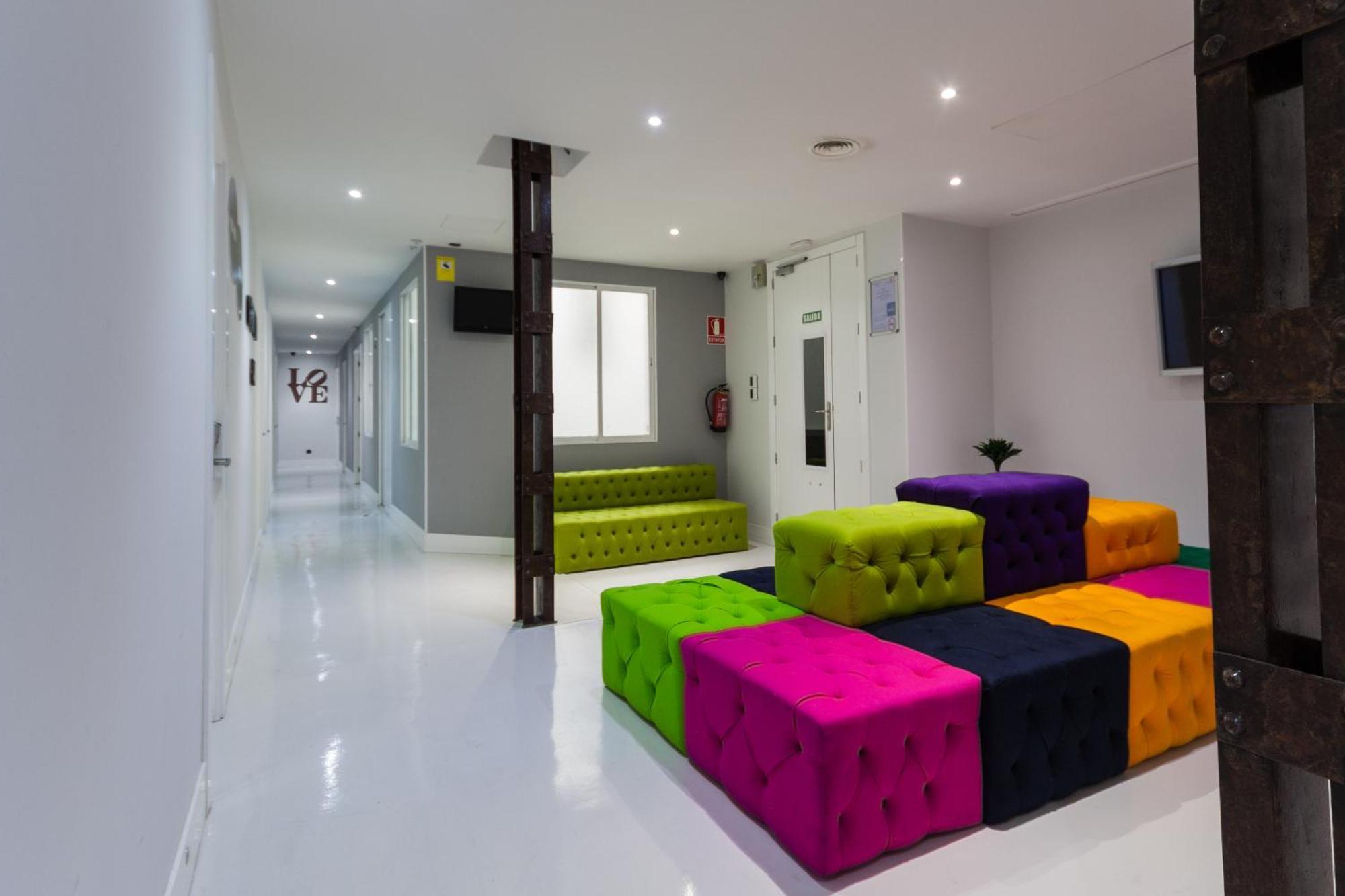 Hostel Gran Via 44 Madrid