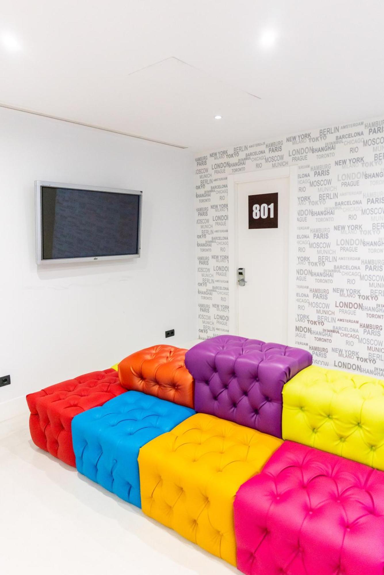 Gran Via 44 Hostel Madrid
