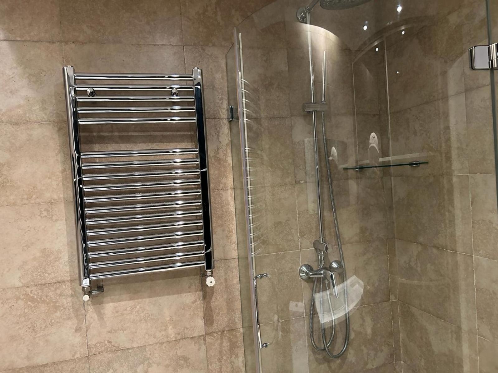 Estudio En Av De America Apartamento Madri