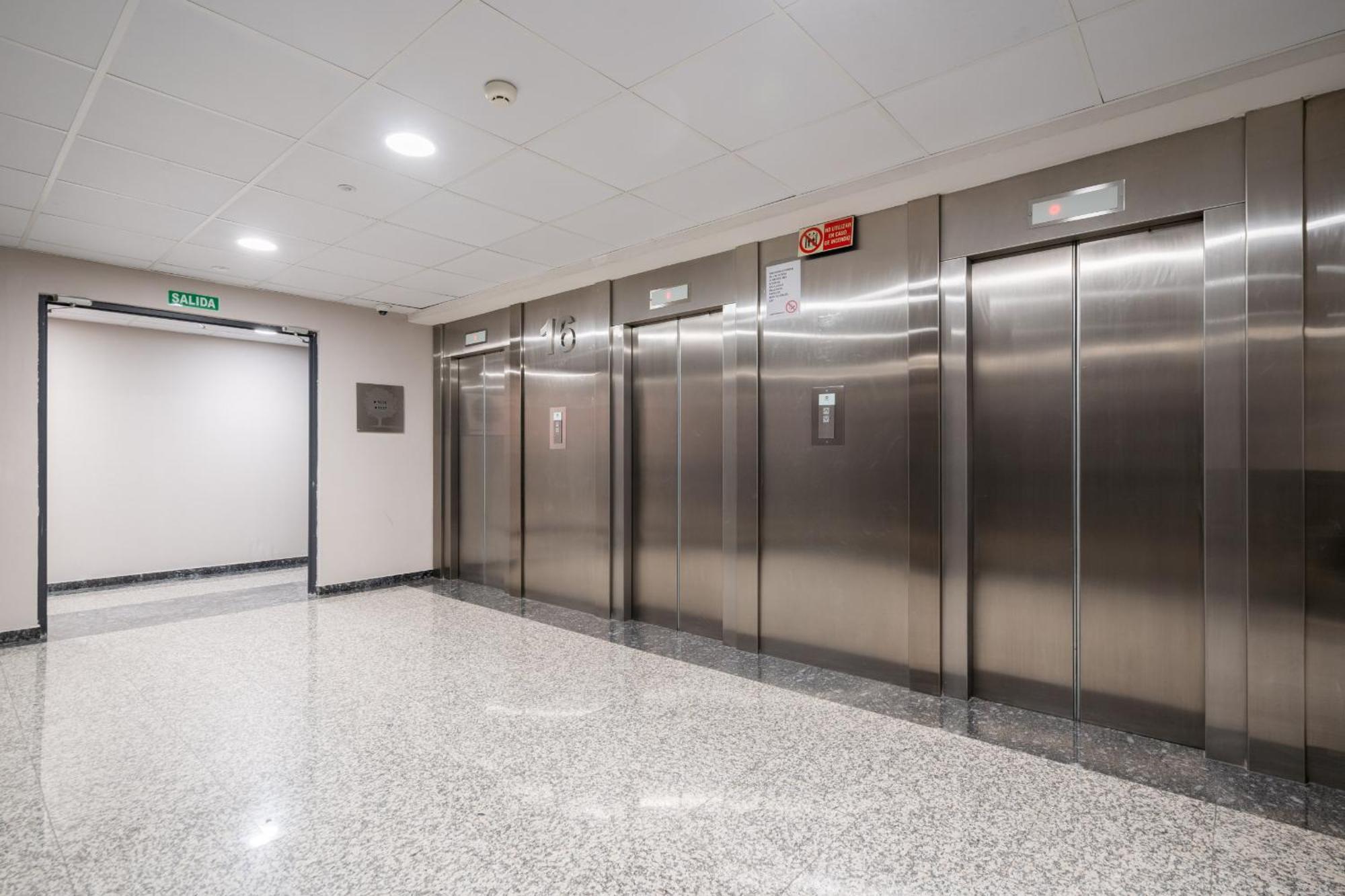 Apartamento En Plaza De Espana Alquiler Temporal Madri