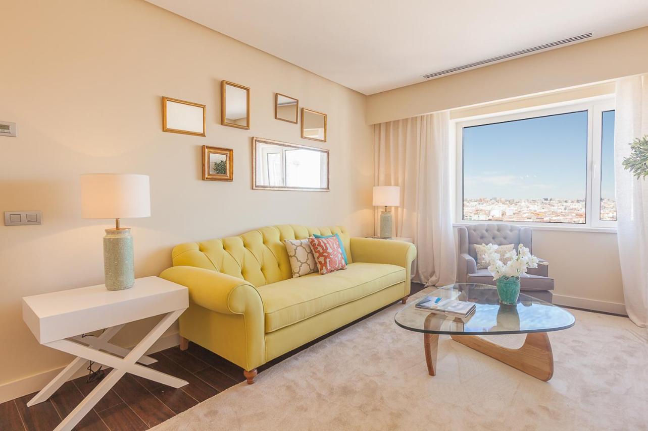Apartment Homeclub Exclusive Flat At Tower Madrid