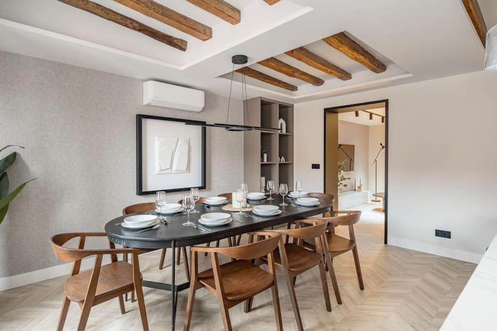 Puerta Del Sol 3br 3bh Apartamento